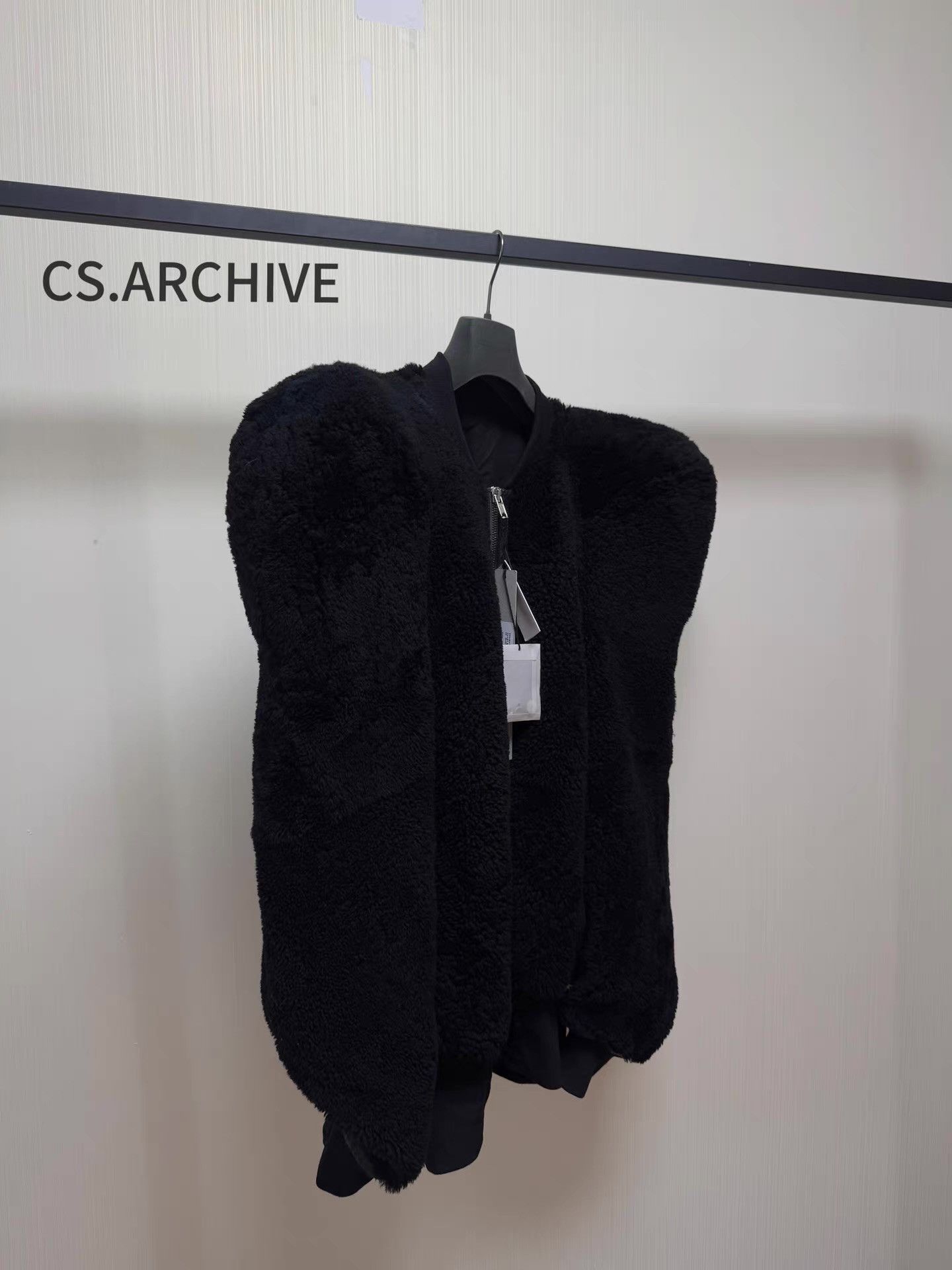 Rick Owens Rick Owens Shearling Q8 Size US M / EU 48-50 / 2 - 3 Thumbnail