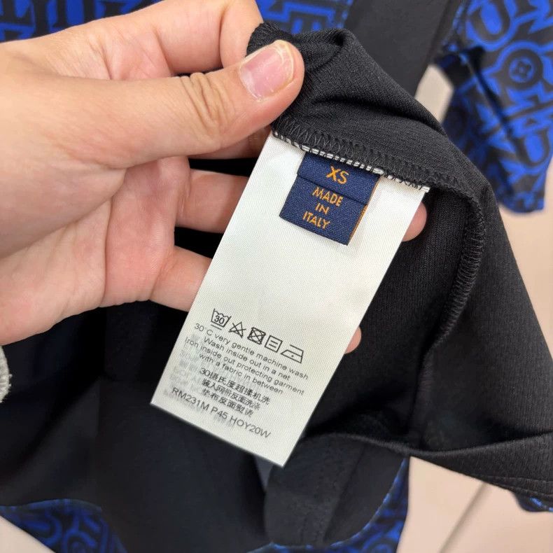 Louis Vuitton Louis Vuitton Sports short sleeves 2503-Nextarrow Size US XS / EU 42 / 0 - 3 Thumbnail