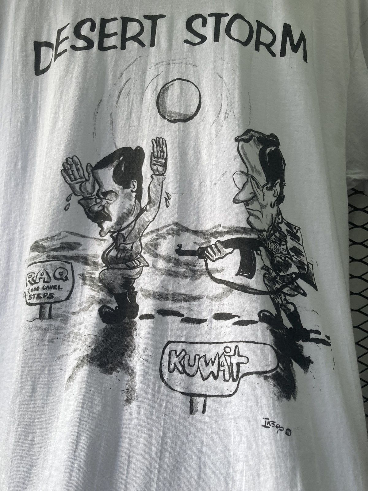 Hanes × Vintage Vintage Desert Storm tee Size US XL / EU 56 / 4 - 3 Thumbnail