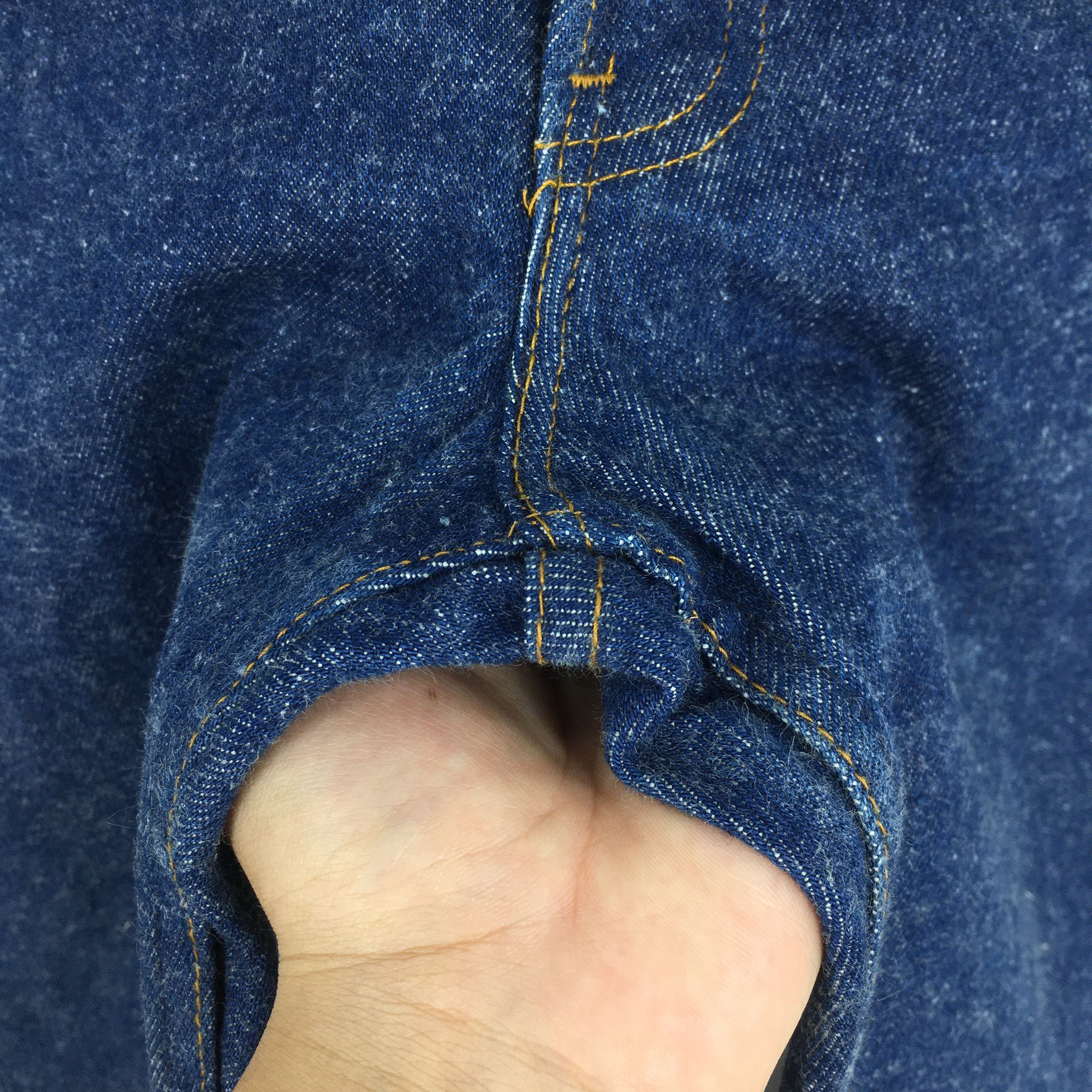 Levi's Size 25x29 Vintage 90s Levi's 701-0117 Student Jeans S450 Size 25" / US 0 / IT 36 - 7 Thumbnail