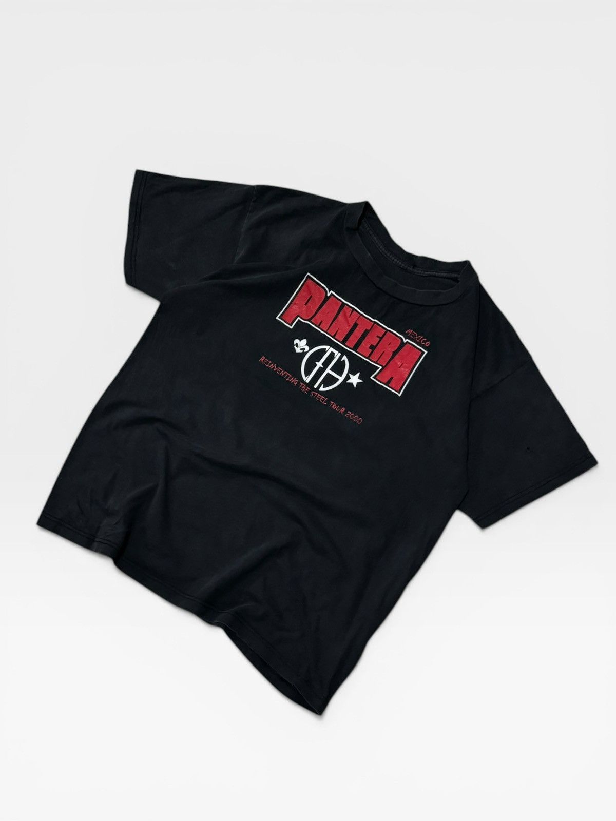 Band Tees Rare Vintage Pantera Tour 2000 Mexico City T-Shirt Size US L / EU 52-54 / 3 - 3 Thumbnail