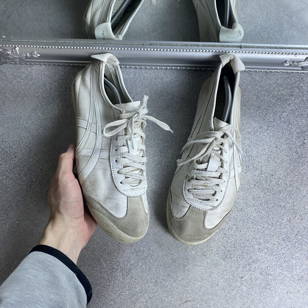 Vintage Asics Tiger Onitsuka White Sneakers