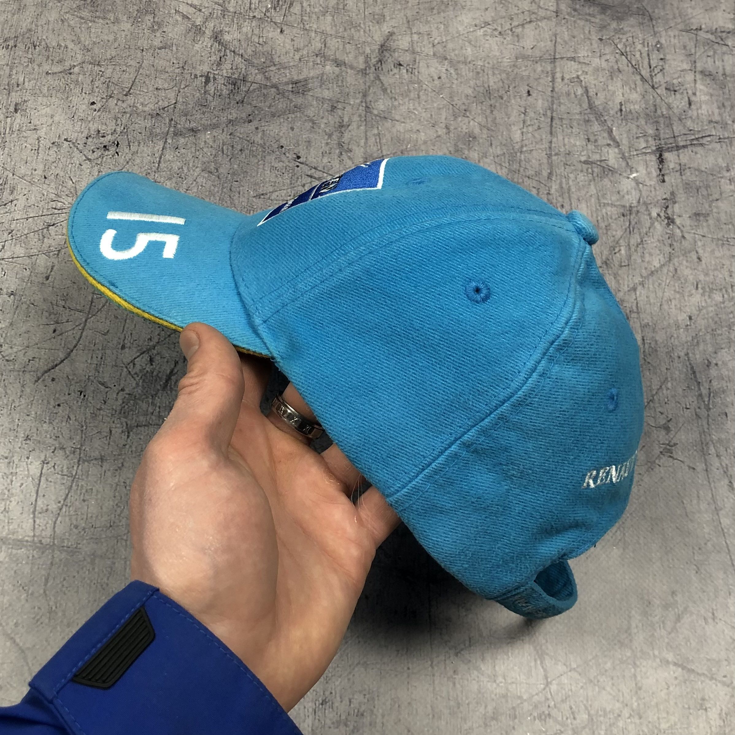 NASCAR Vintage Mild Seven Renault F1 Team Cap Size ONE SIZE - 5 Thumbnail