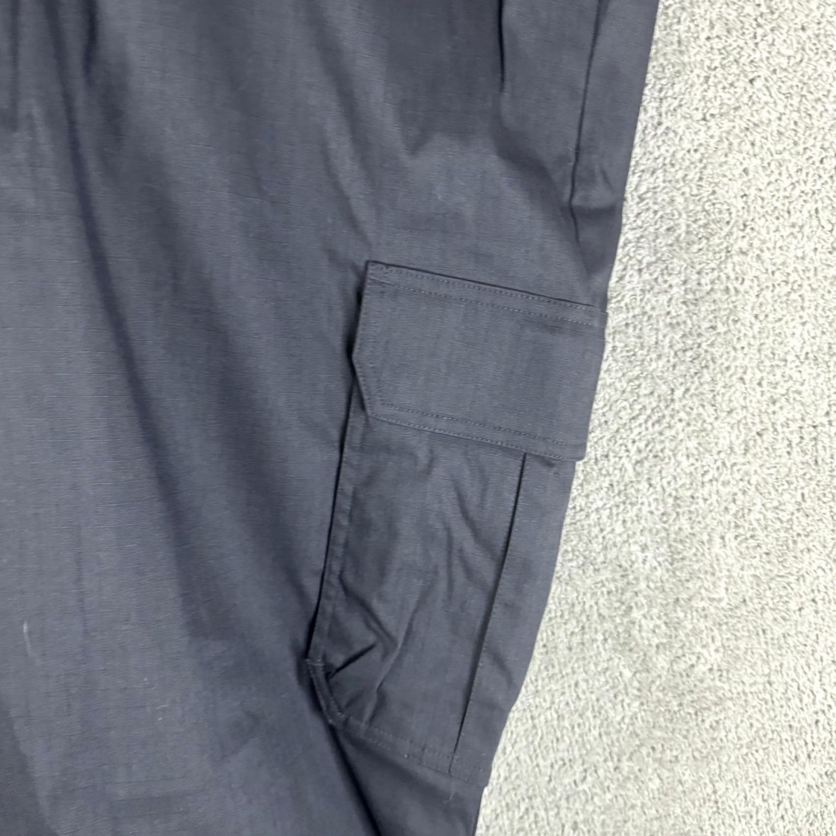 Under Armour Under Armour Storm Cargo Pants Mens 46x37 Navy Water Repellent Workwear Pants Tailored Casual Mens 46x37 Blue Cargo Pocket Navy Storm Water Resistant Size US 30 / EU 46 - 4 Thumbnail