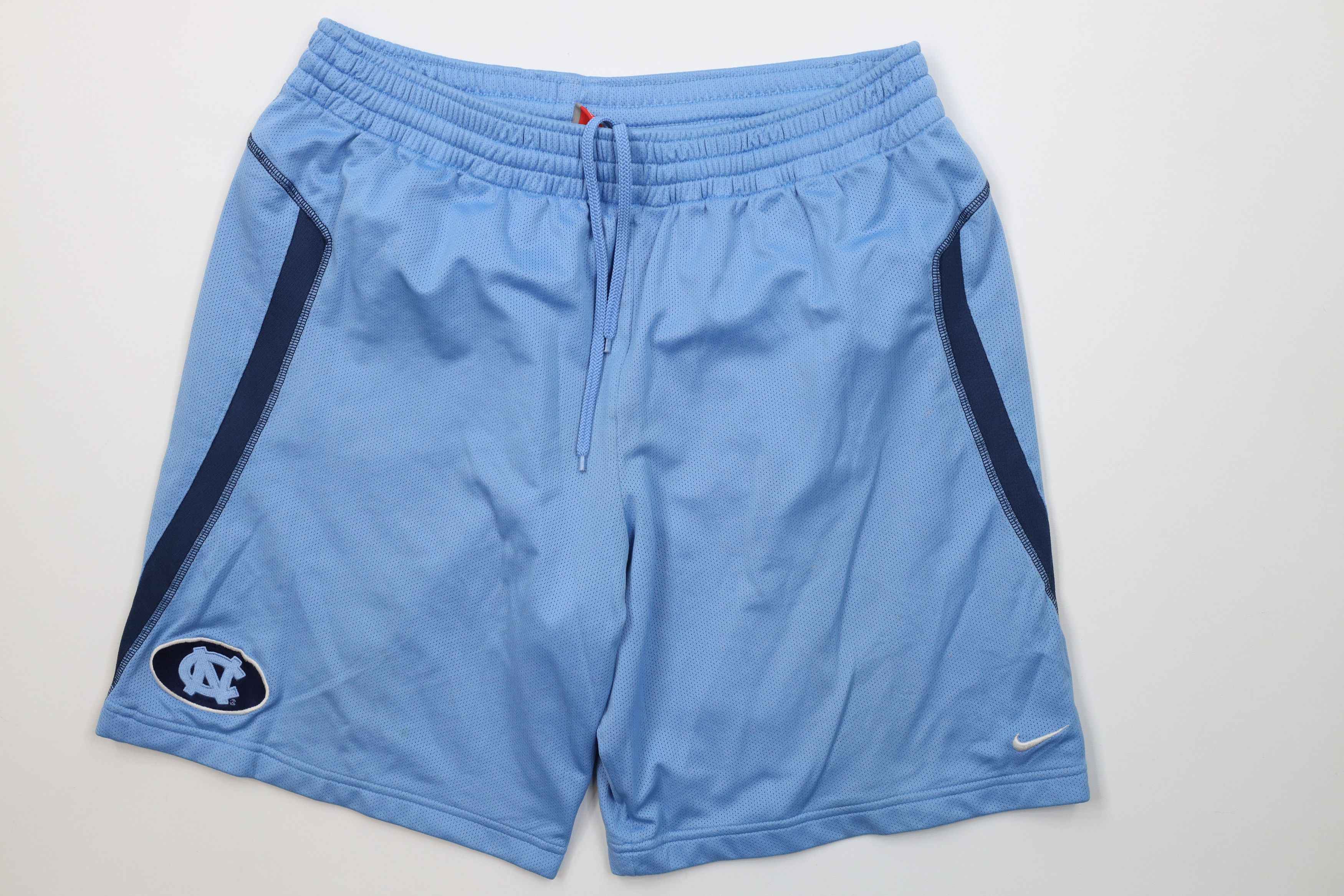 Nike Vintage Nike Mini Swoosh University of North Carolina Shorts Size US 34 / EU 50 - 1 Thumbnail
