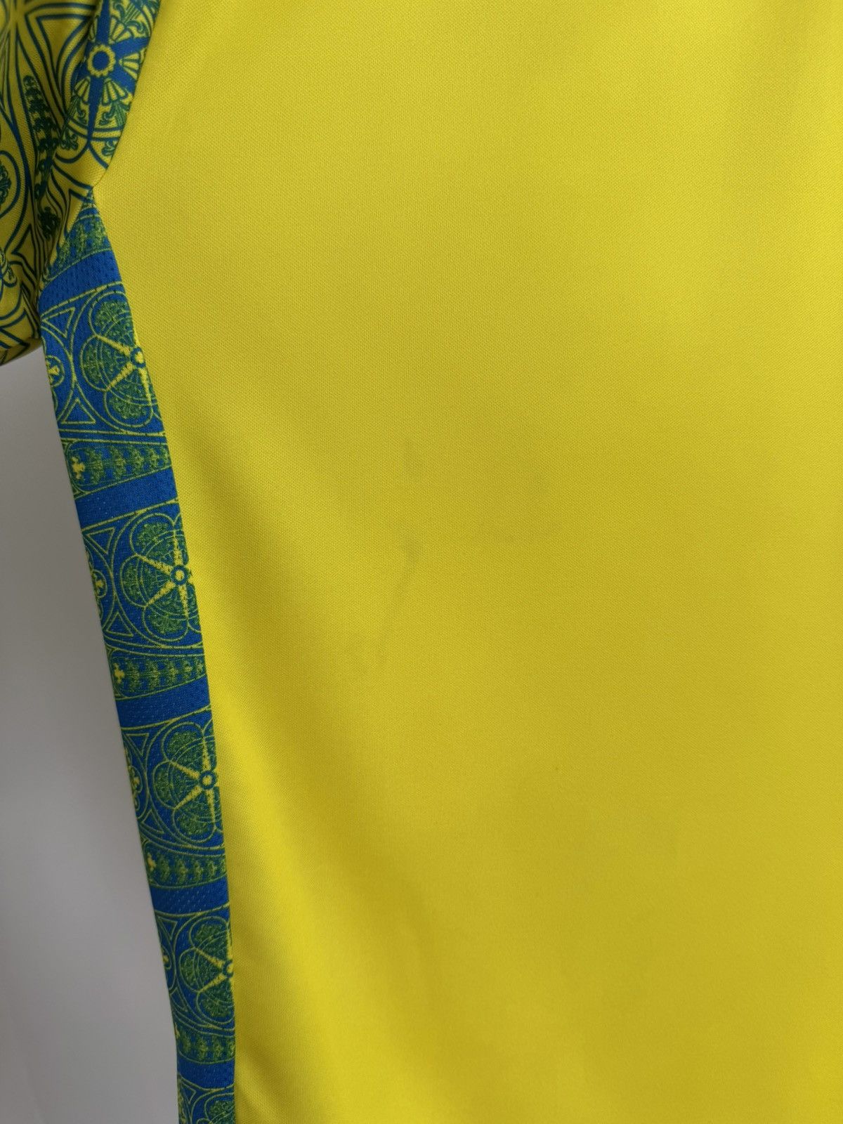 Macron NOTTINGHAM FOREST 2022 2023 FOOTBALL SOCCER SHIRT JERSEY Size US S / EU 44-46 / 1 - 13 Thumbnail