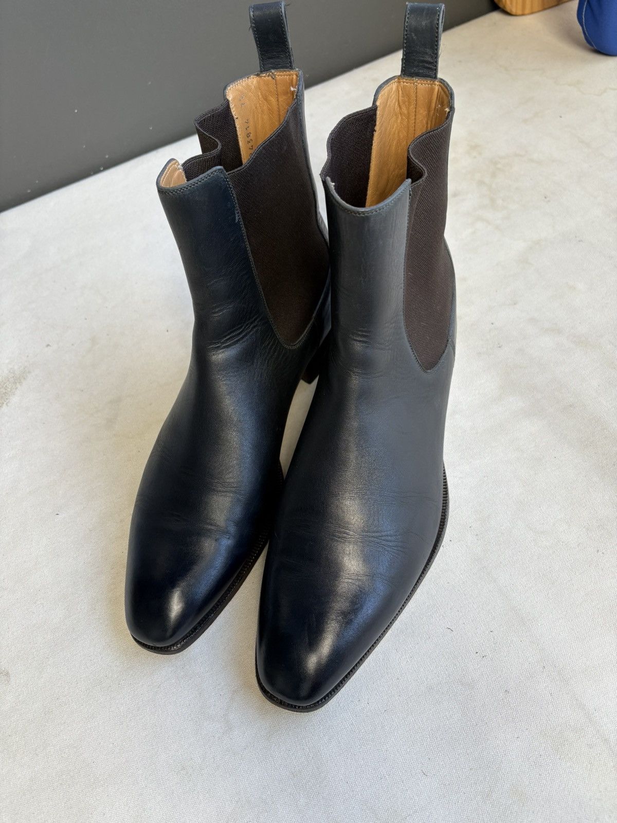 Gucci Gucci deep navy chelsea dress boots Size US 7.5 / EU 40-41 - 2 Thumbnail