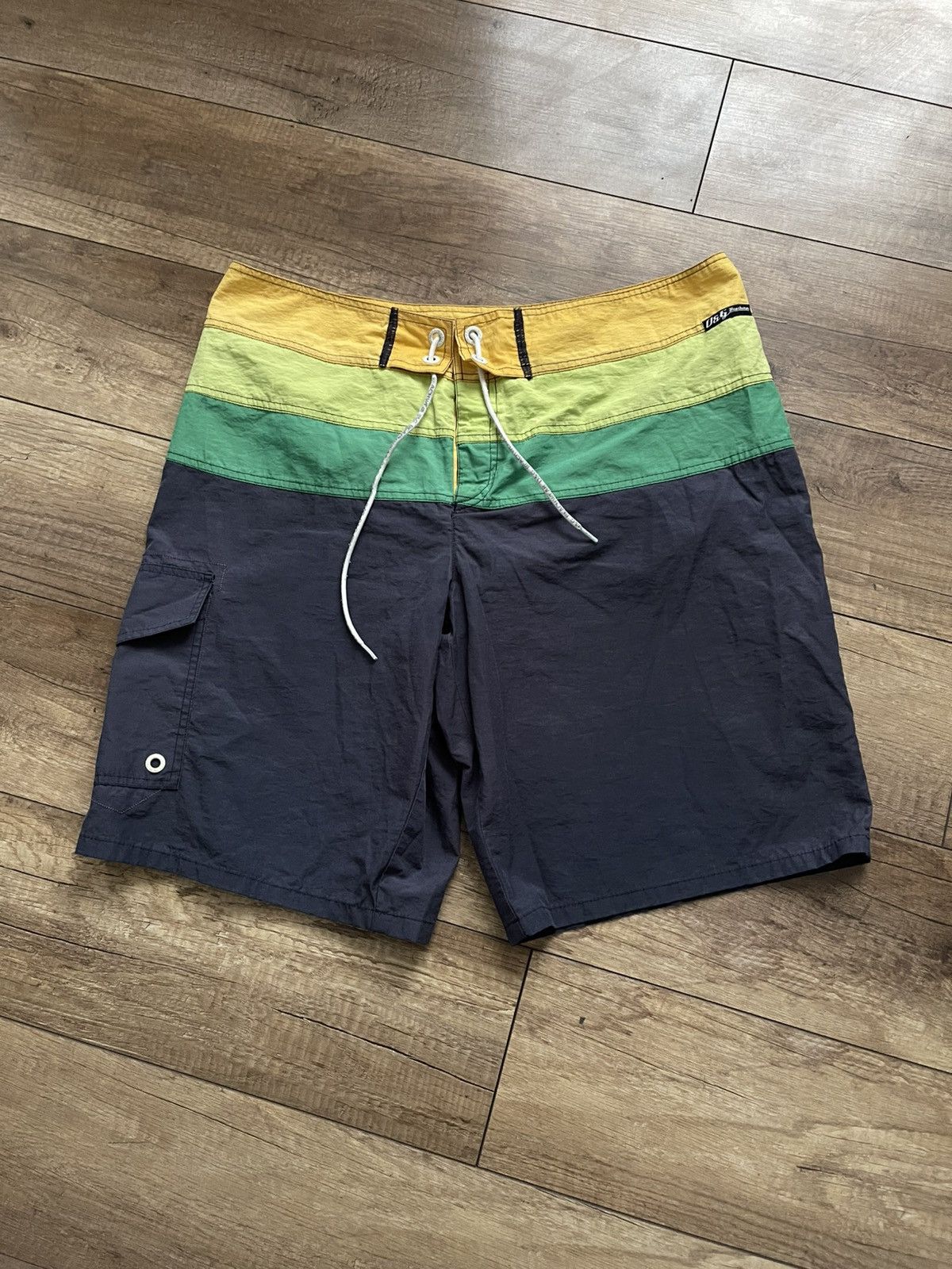 Dolce & Gabbana Dolce & Gabbana Beachwear Swimming Shorts Size US 34 / EU 50 - 1 Thumbnail