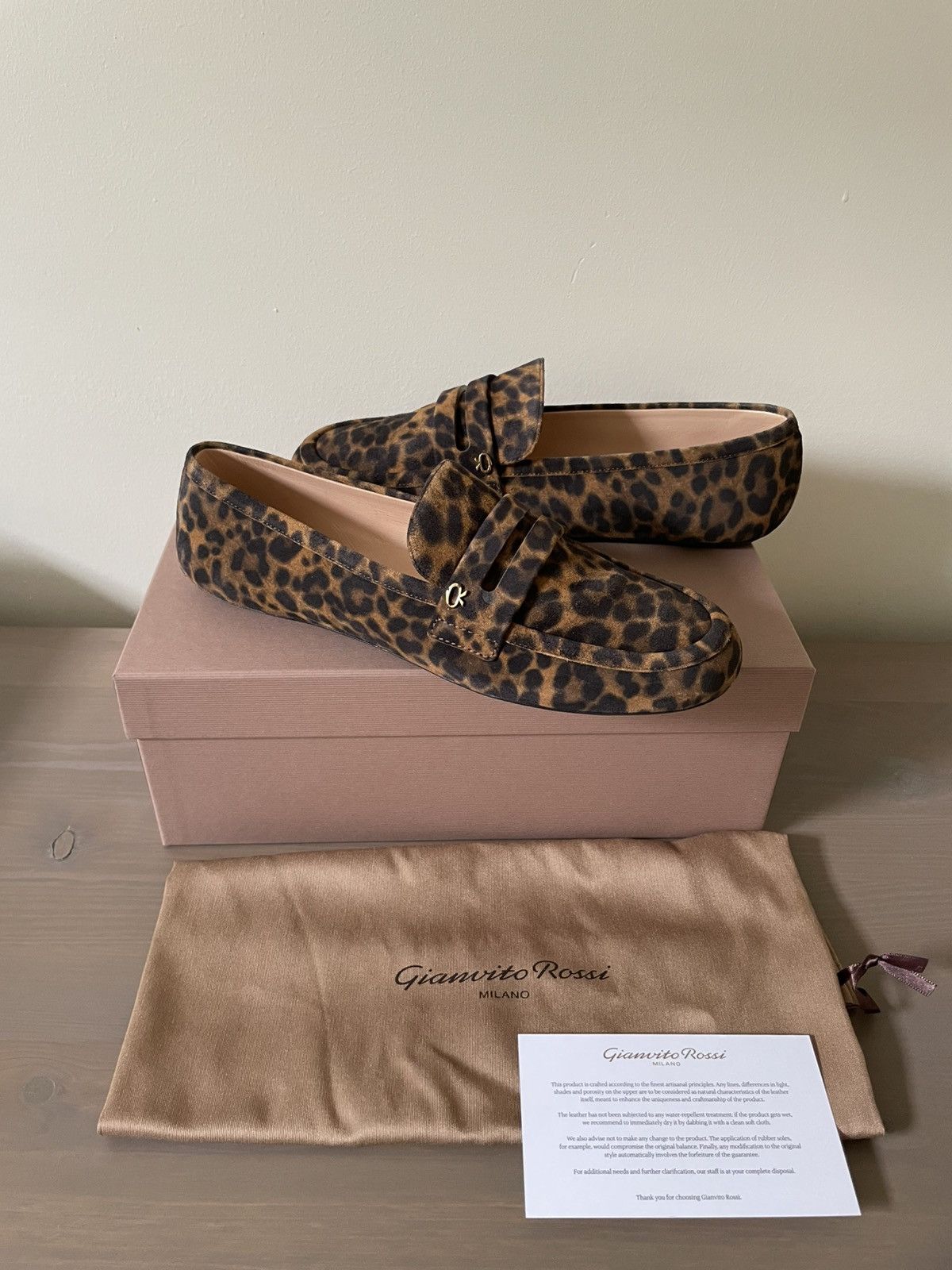 Gianvito Rossi Gianvito Rossi Georgia Velour Leopard Print loaffer Size US 9 / IT 39 - 1 Thumbnail