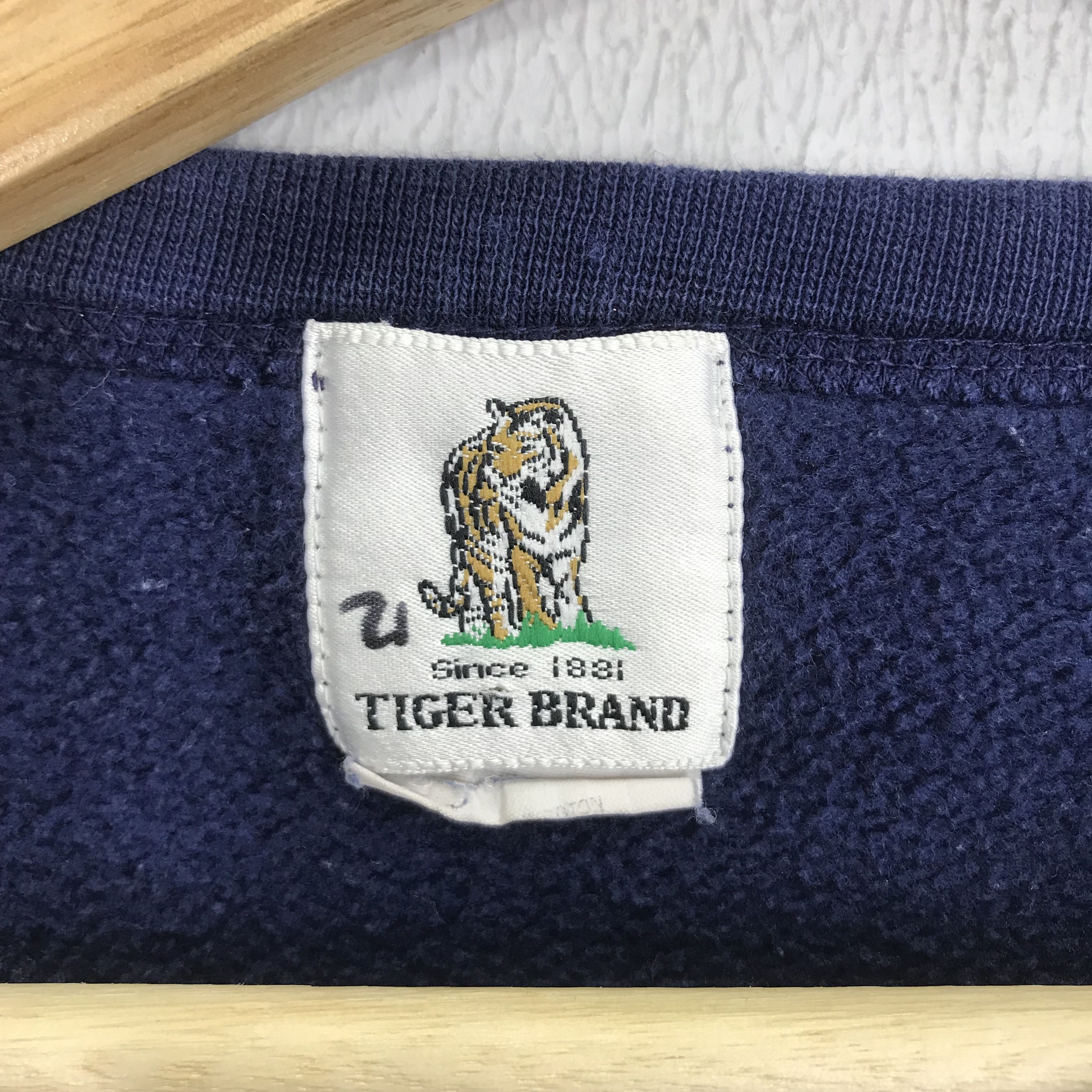Canada West Vintage 90s Crossings Canada Blue Sweatshirt - 607 Size US L / EU 52-54 / 3 - 9 Thumbnail