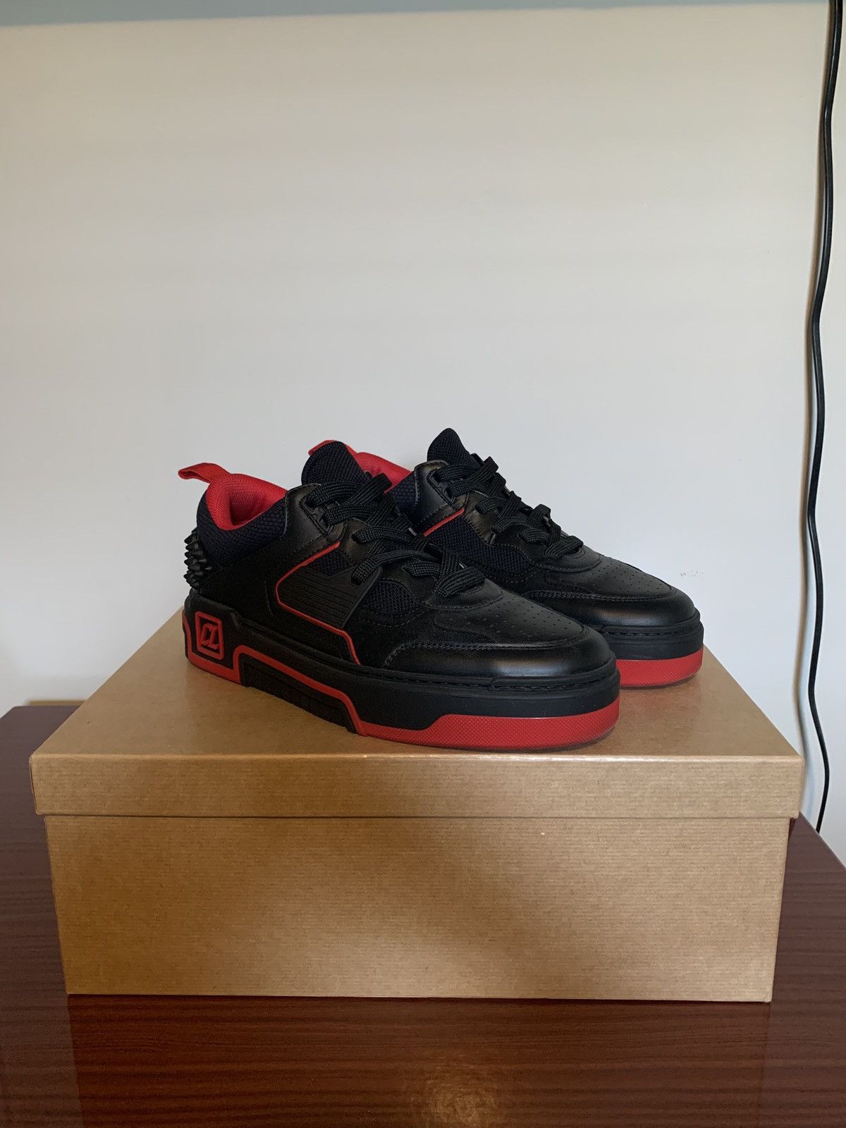 Christian Louboutin Christian Louboutin Astroloubi Sneaker Size US 8 / EU 41 - 2 Thumbnail