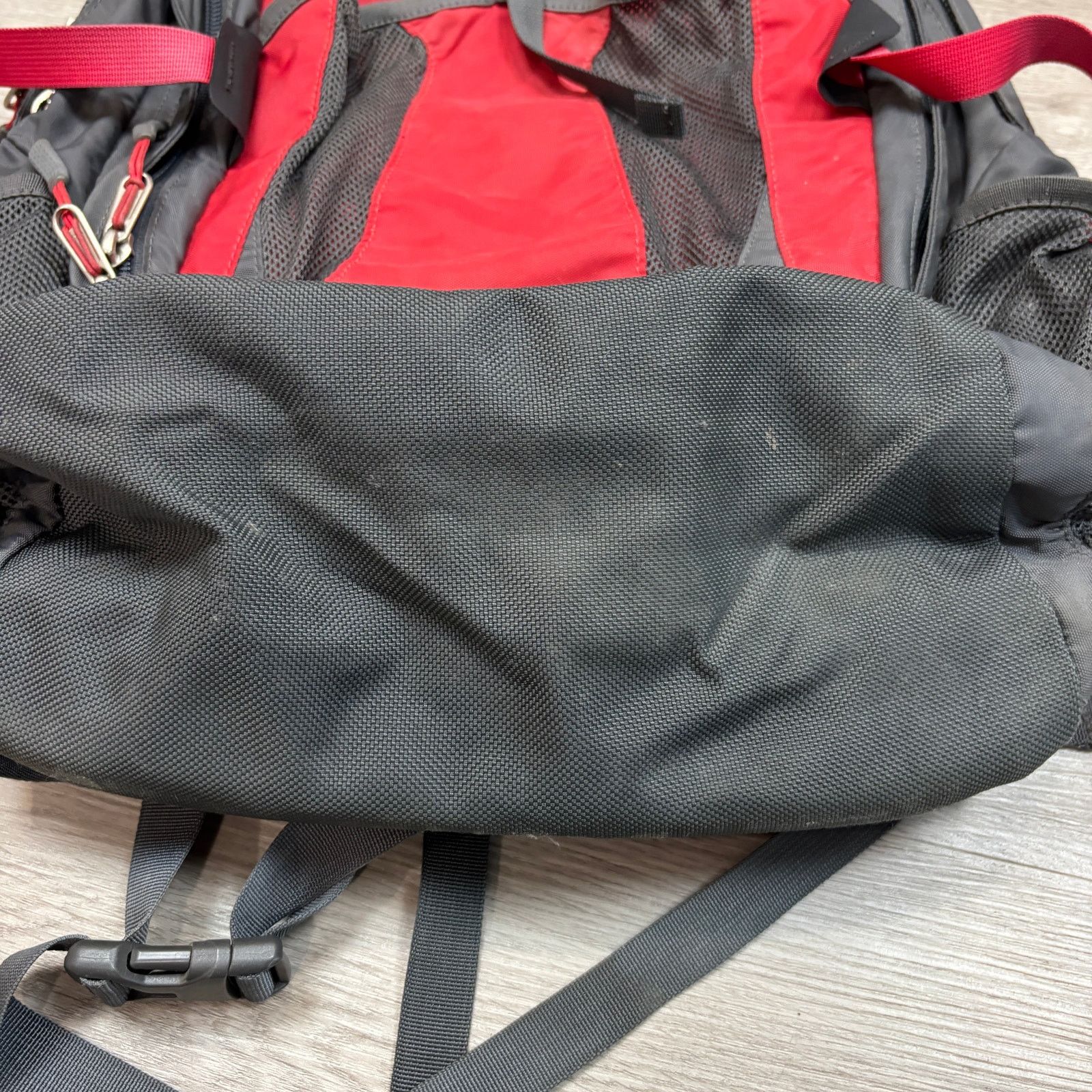 The North Face Rare The North Face TNF Recon Daypack Backpack Hiking Gorp Size ONE SIZE - 13 Thumbnail