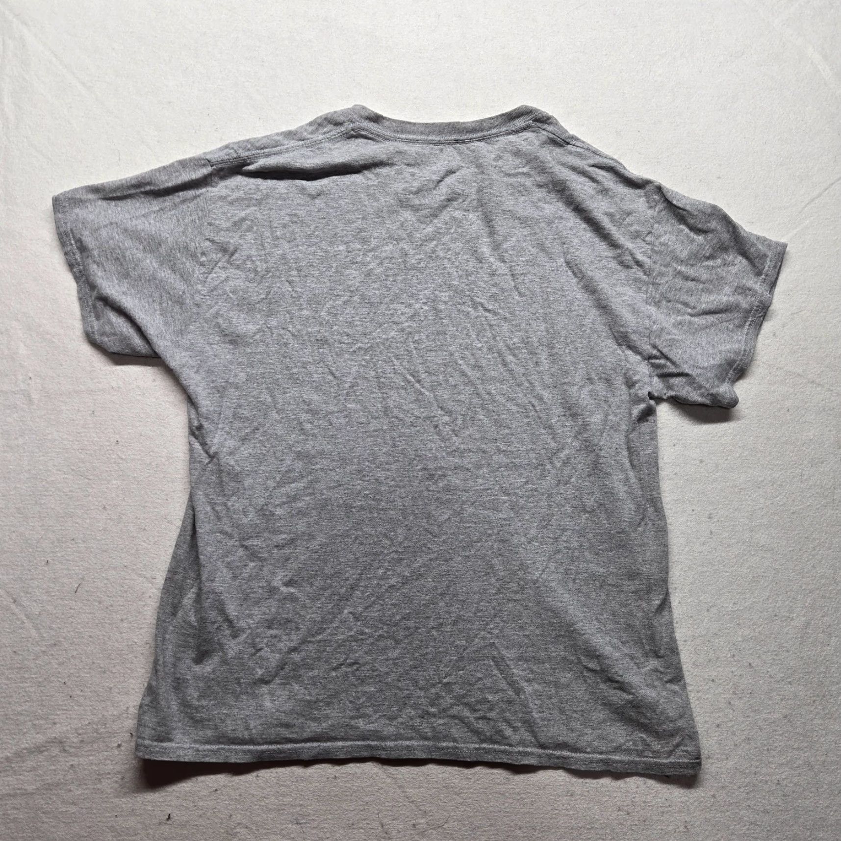 Vintage Mossy Oak Gray Short Sleeve Buck Deer Graphic Tee Shirt Adult Men L Large Mens T-Shirt Camouflage Buck Deer Tee Mossy Oak Shirt Gray L Large Size US L / EU 52-54 / 3 - 6 Thumbnail