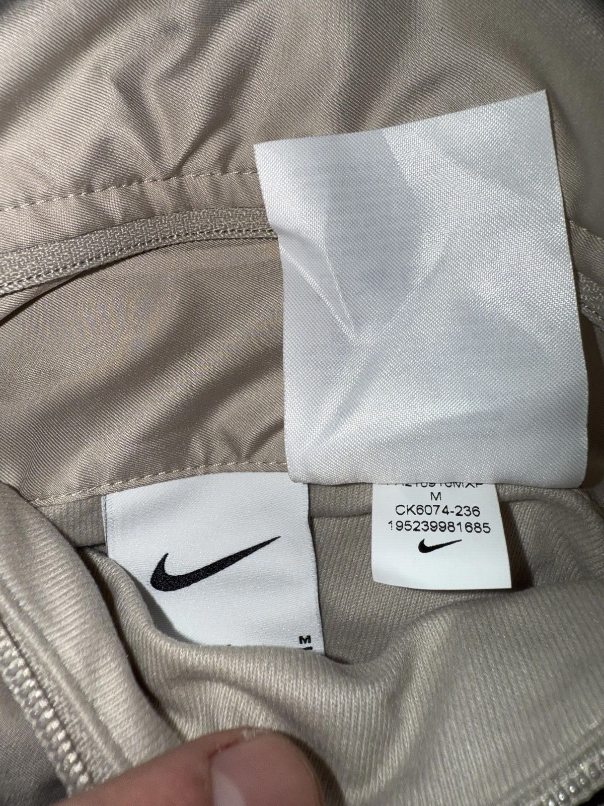 Nike Nike Women’s Synthetic Repel Reversible Vest Size M / US 6-8 / IT 42-44 - 8 Thumbnail
