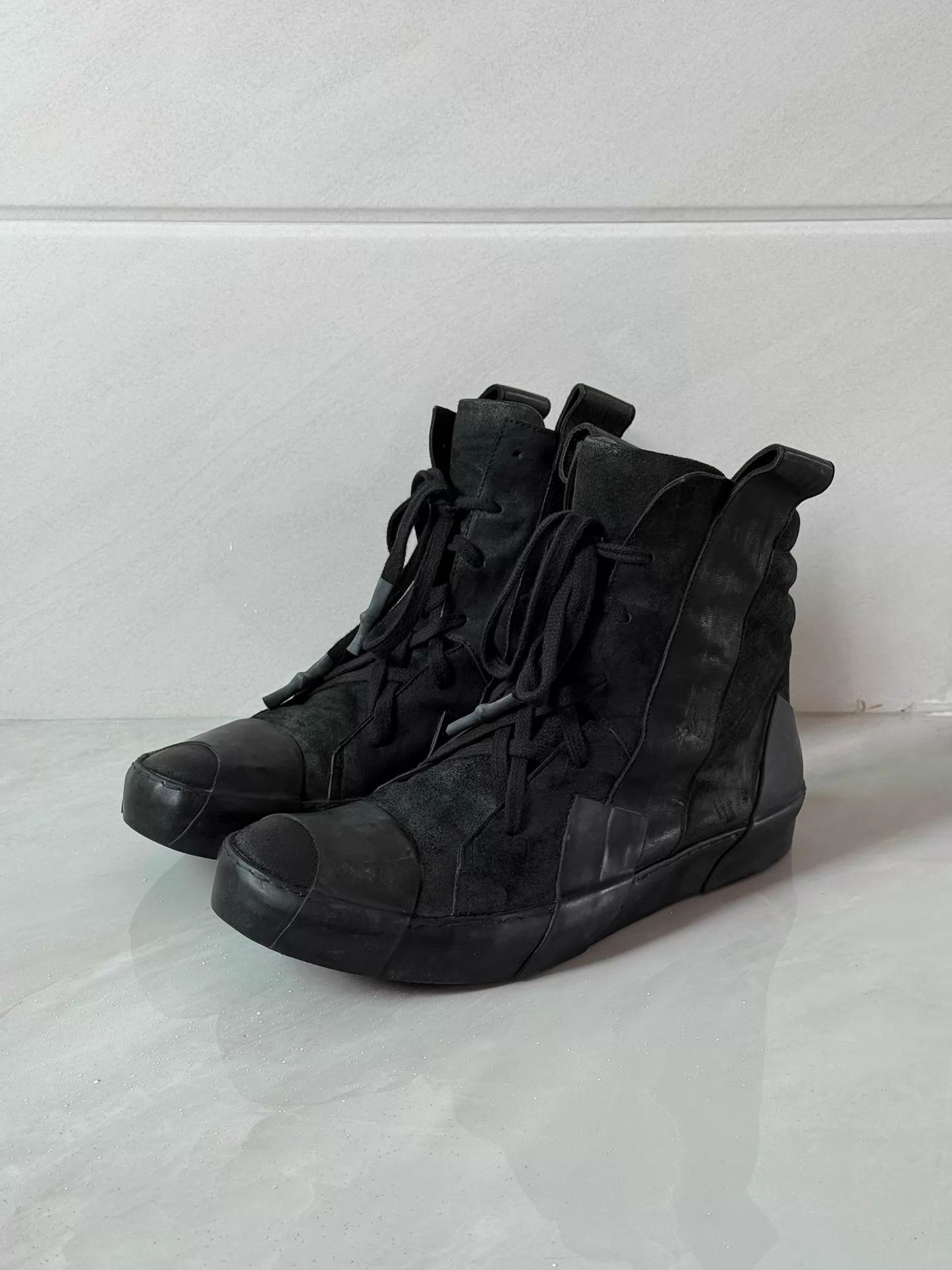 Boris Bidjan Saberi Main Line High-Top Sneaker sz45