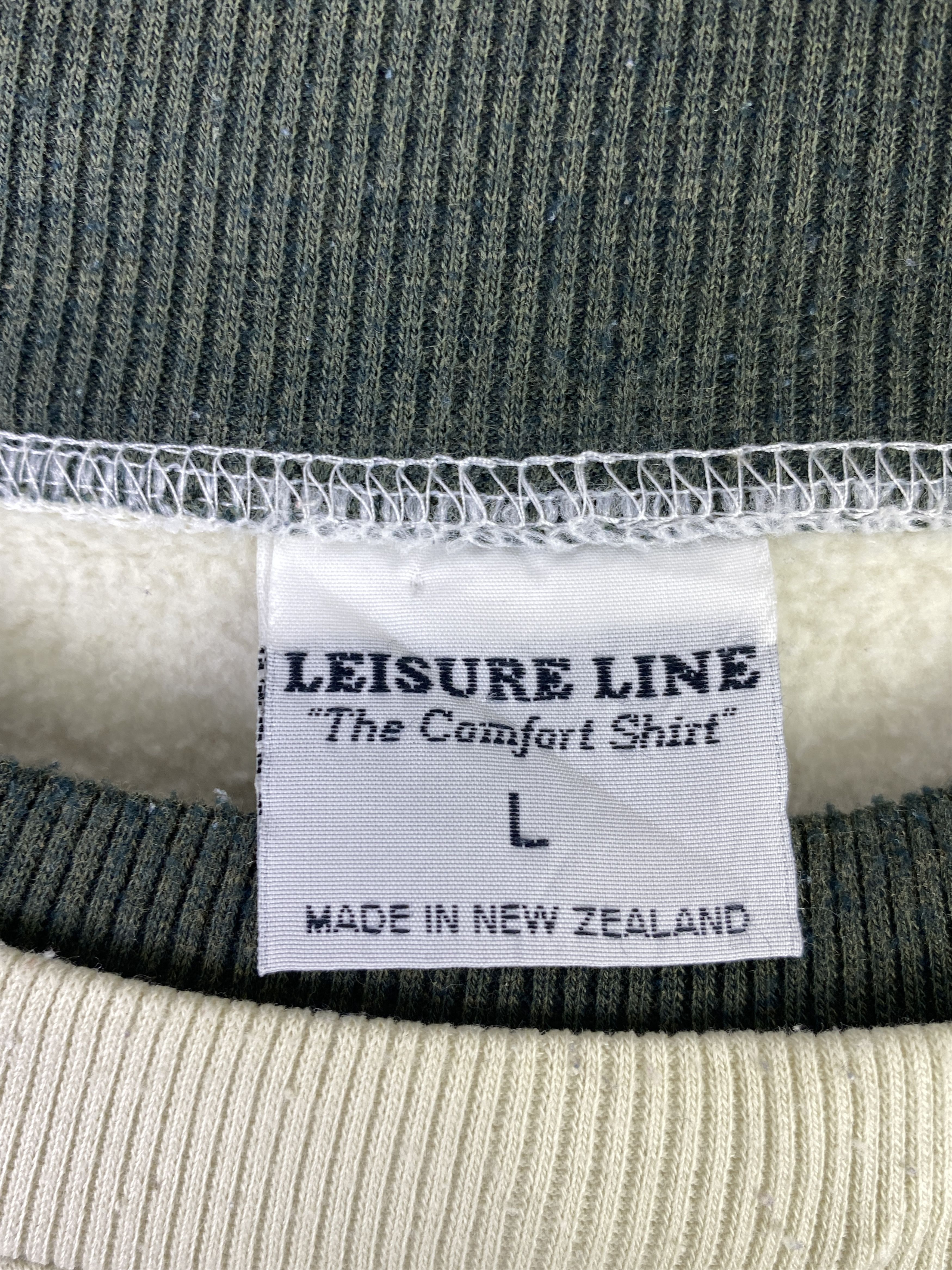 Vintage Vintage New Zealand Embroidery Crewneck Sweatshirt SH0397 Size US L / EU 52-54 / 3 - 5 Thumbnail