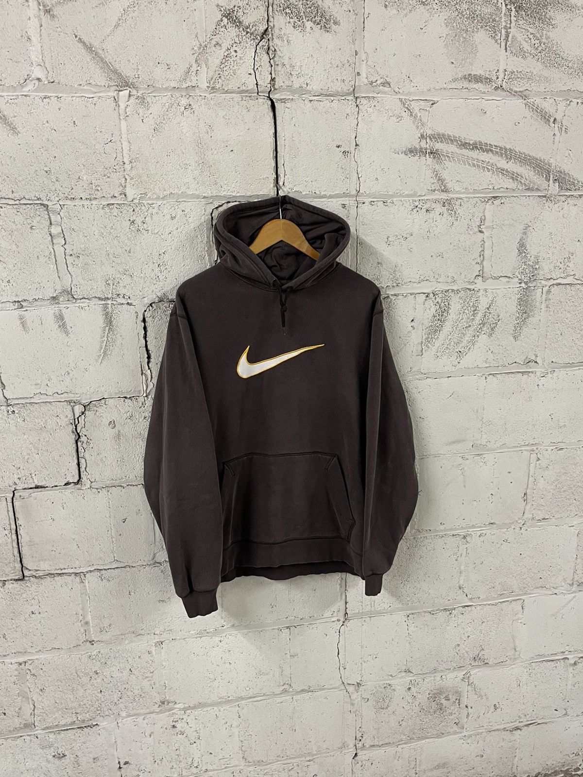 Nike Nike big swoosh center swoosh y2k mocha brown rare hype Size US XXL / EU 58 / 5 - 2 Thumbnail