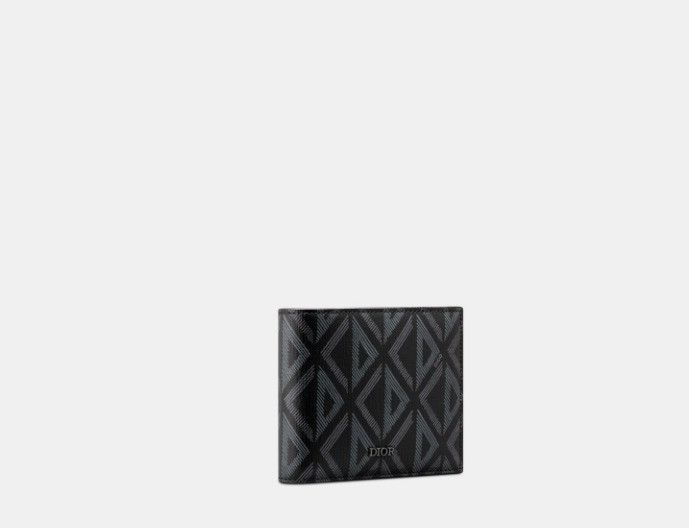 o1w1db10325 2ESBH0 Size: OS / Bifold Wallet in Black