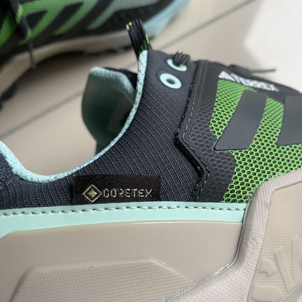 Adidas adidas Terrex Swift R3 GTX x Gore-Tex National Geographic Size US 9.5 / EU 42-43 - 5 Thumbnail