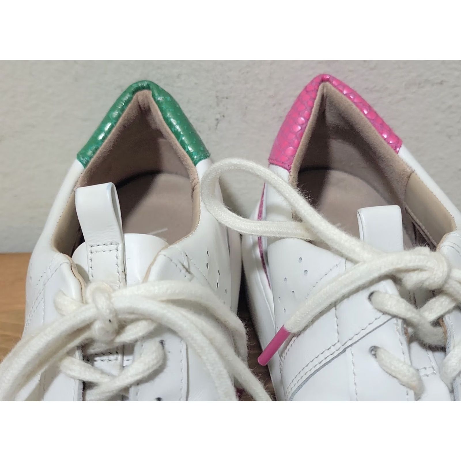 Vionic Vionic Womens Simasa Sneaker Leather Lizard White Pink Green Size 7 Size US 7 / IT 37 - 7 Thumbnail