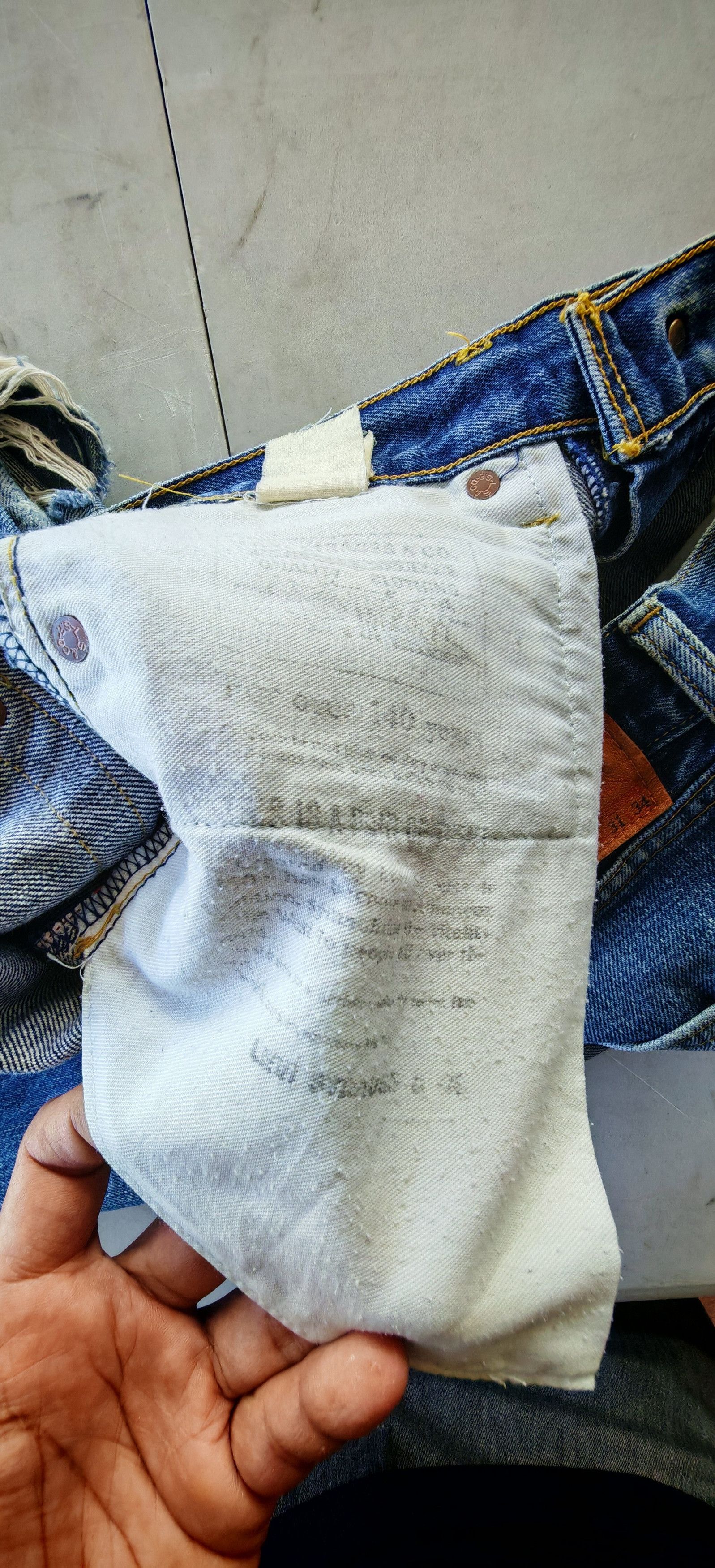 Levi's Vintage Clothing Levis 502 made in Japan selvedge distressed jeans Size US 30 / EU 46 - 14 Thumbnail