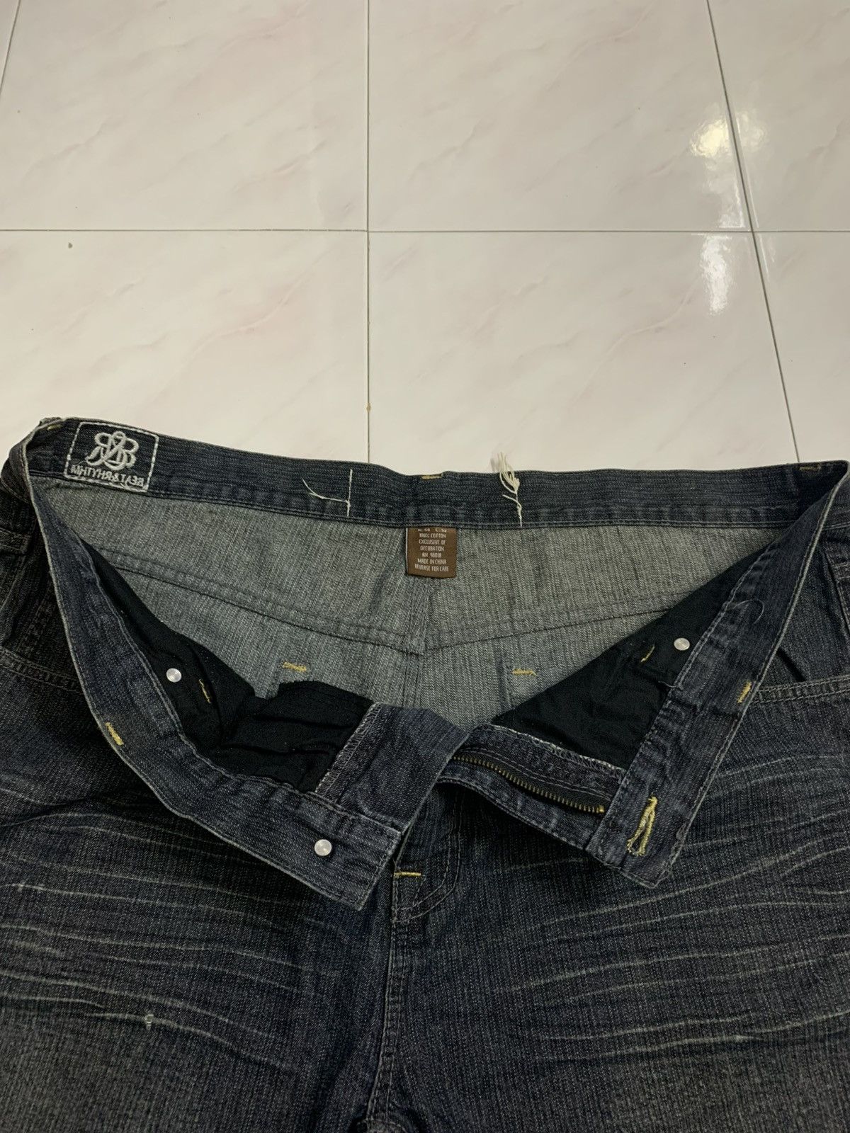 If Six Was Nine 2000 Beat & Rhythm Embroided Jorts Jnco Goa Lgb Y2K Style Size US 44 / EU 60 - 7 Thumbnail