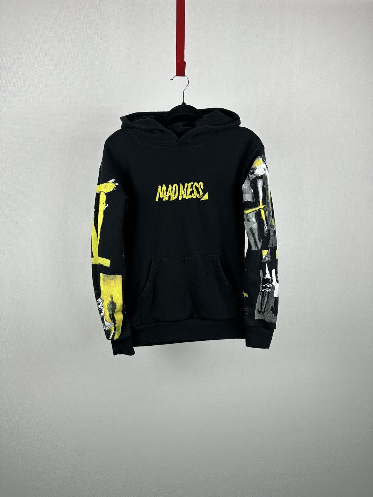 XO NWT2020 THE WEEKND MADNESS XO Collage Logo Pullover Black Size US S / EU 44-46 / 1 - 10 Thumbnail