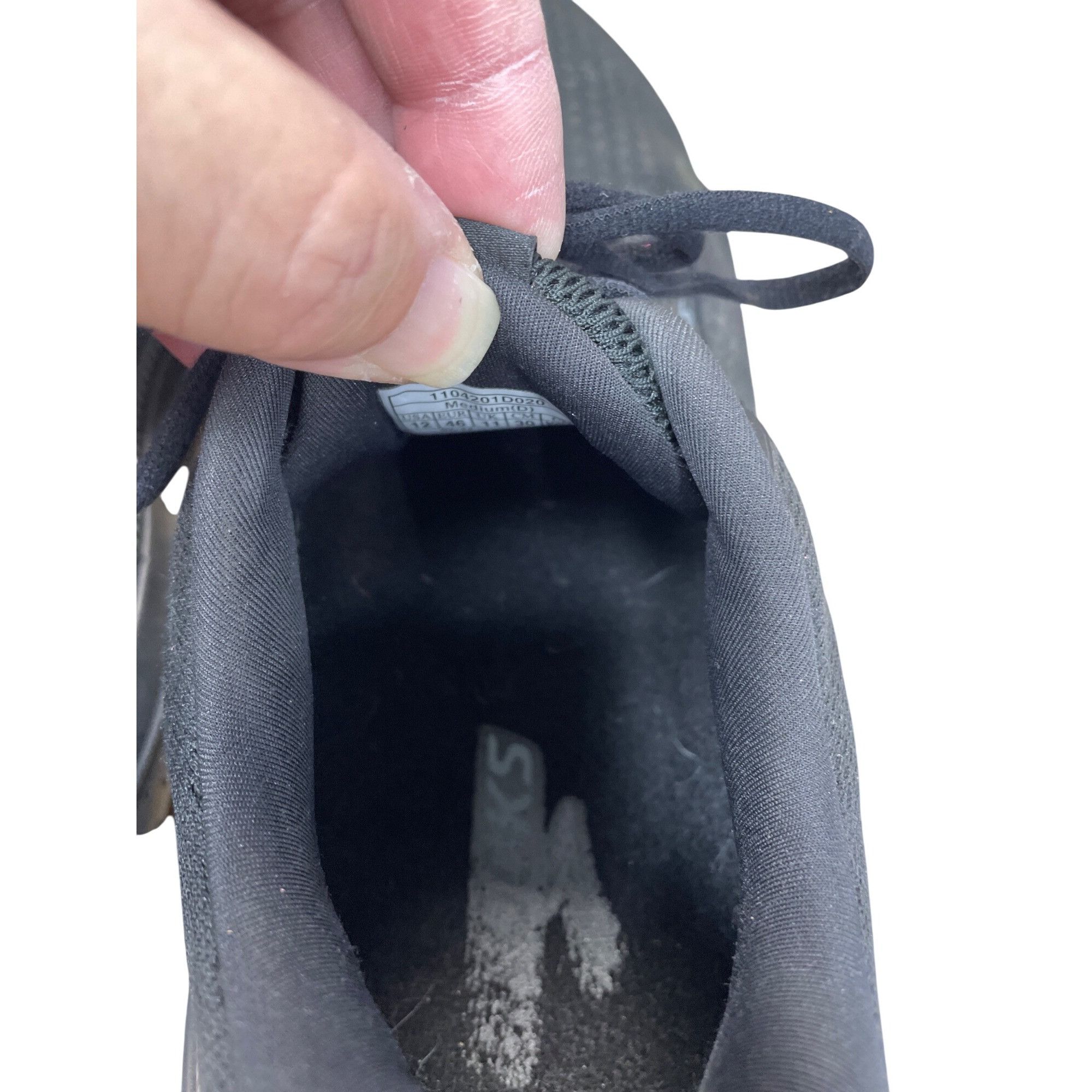 Brooks Brooks Glycerin 21 GTS Mens triple black Running sneakers SZ Size US 12 / EU 45 - 7 Thumbnail