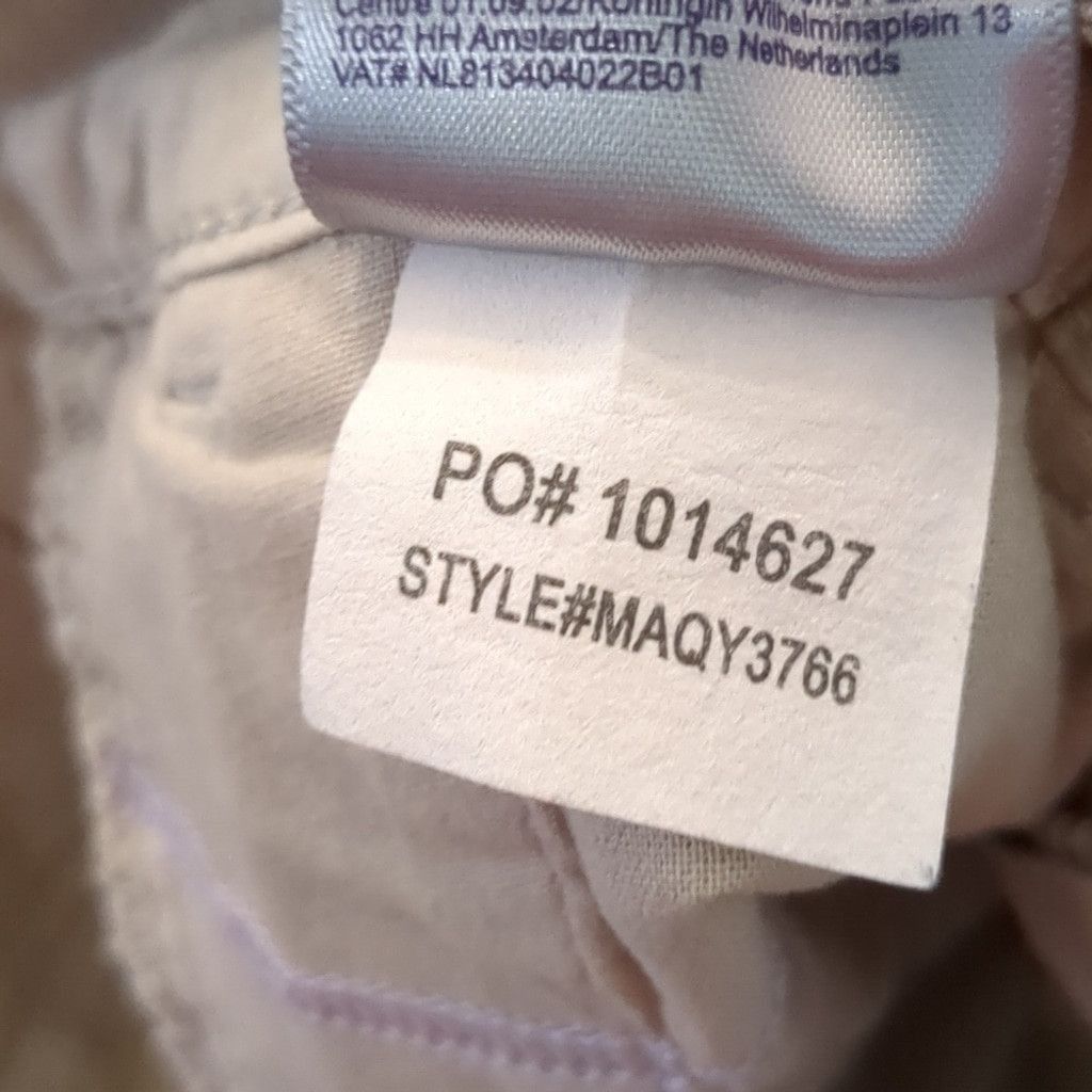 NYDJ NYDJ cream lift tick technology Bermuda shorts size 6 Size 28" / US 6 / IT 42 - 4 Thumbnail