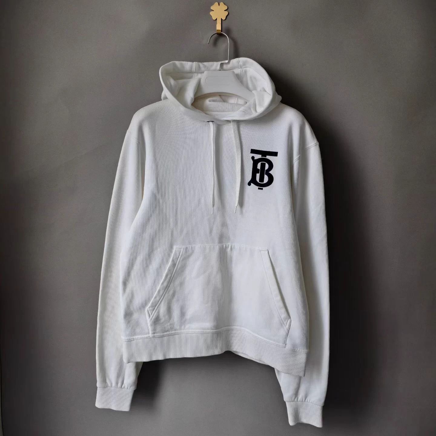 Burberry Burberry White TB Hoodie S Size US S / EU 44-46 / 1 - 1 Thumbnail