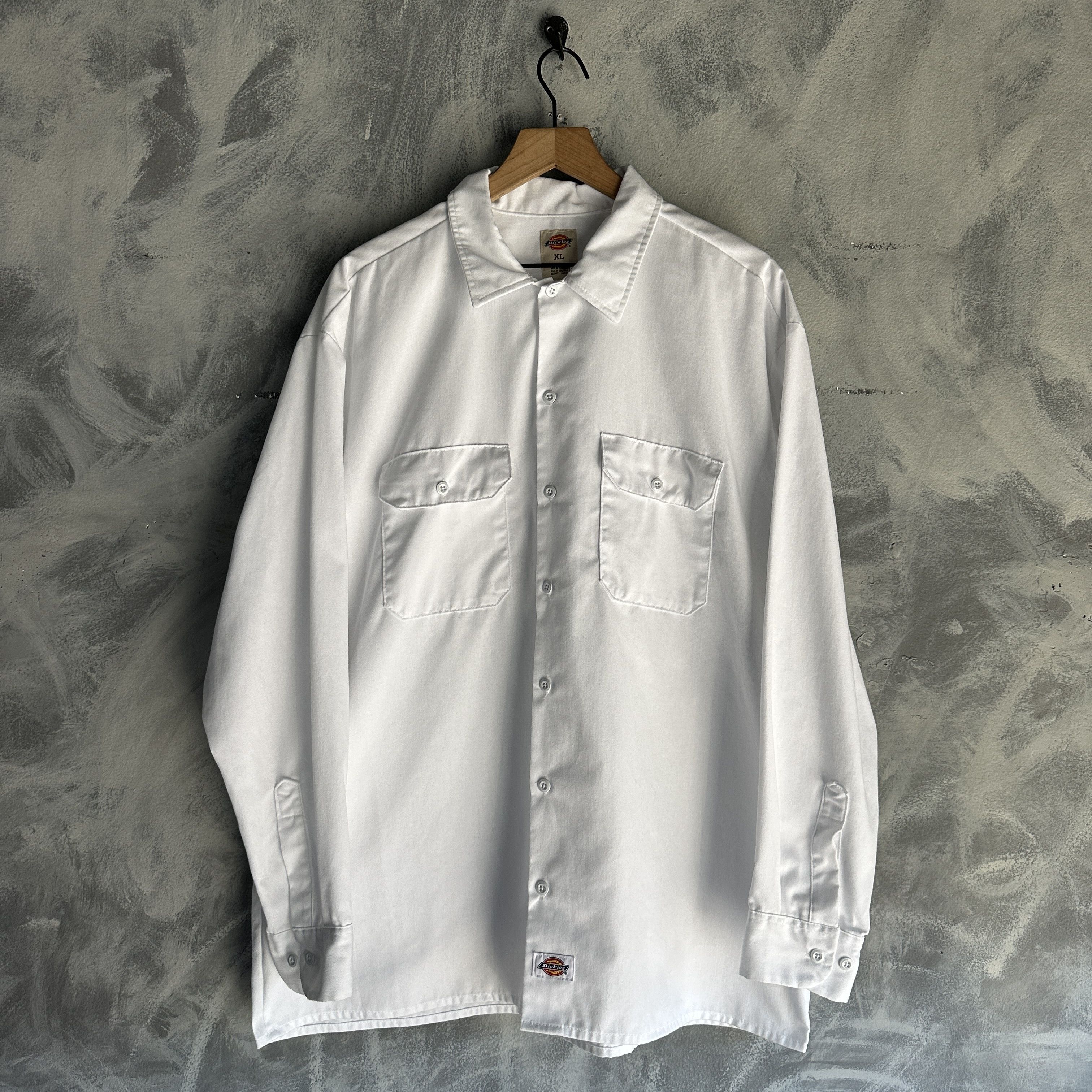 Dickies Dickies Button Up Shirt Mens XL White Long Sleeve Workwear Size US XL / EU 56 / 4 - 1 Thumbnail