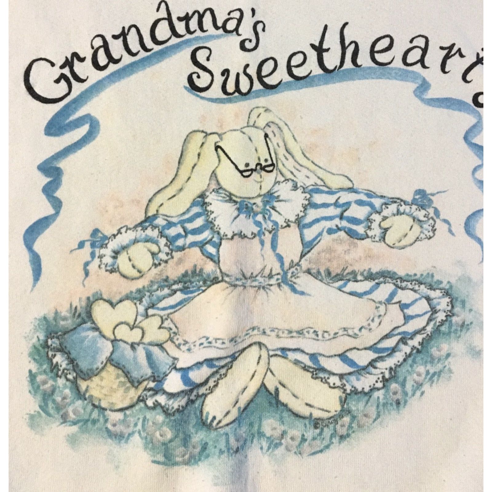 Fruit Of The Loom VINTAGE Grandmas Sweethearts Doll Faded Sweatshirt M USA Art Grunge Bunny 80s 90s Christmas Holiday USA Mens White Pullover Sweater Size US M / EU 48-50 / 2 - 2 Thumbnail