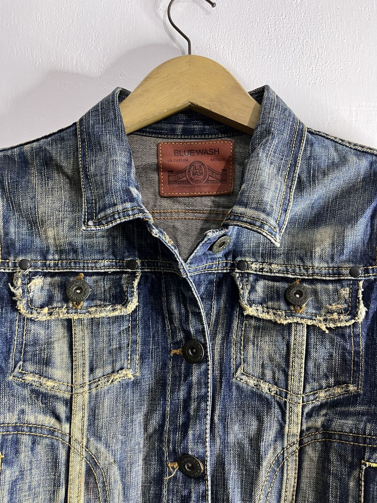 Blue Blue Japan Blue wash Blue blue distressed mud wash denim jacket Size US S / EU 44-46 / 1 - 3 Thumbnail