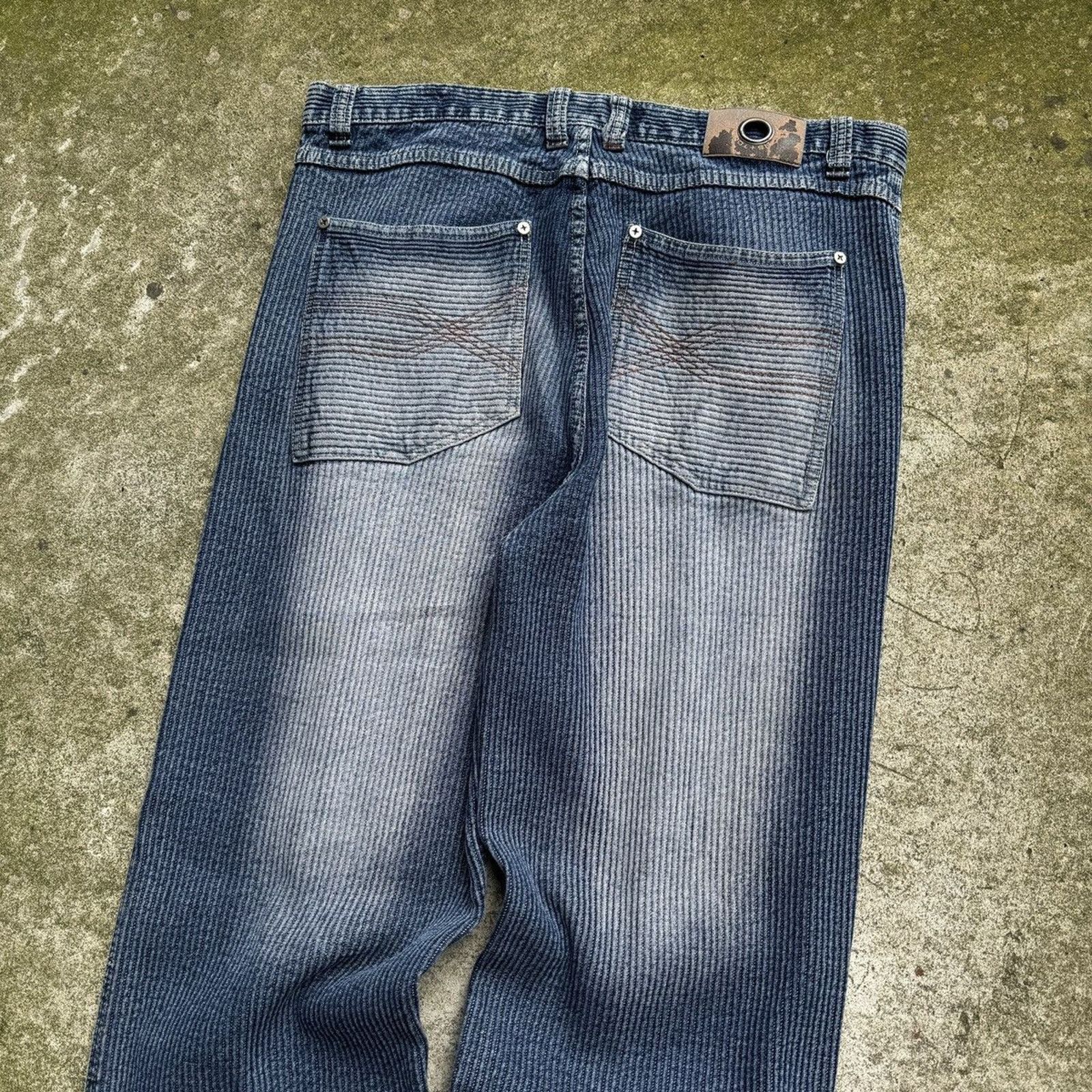 Vintage Vintage Y2K Faded Washed Skater Jeans ERD Grunge Thrashed Size US 38 / EU 54 - 10 Thumbnail