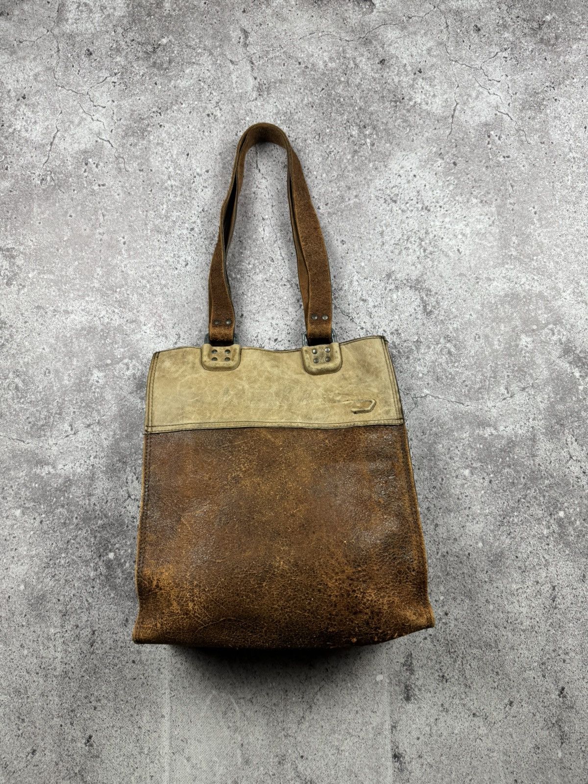 Archival Vintage Leather Diesel Shoulder bag Y2k Crossbody 🟤