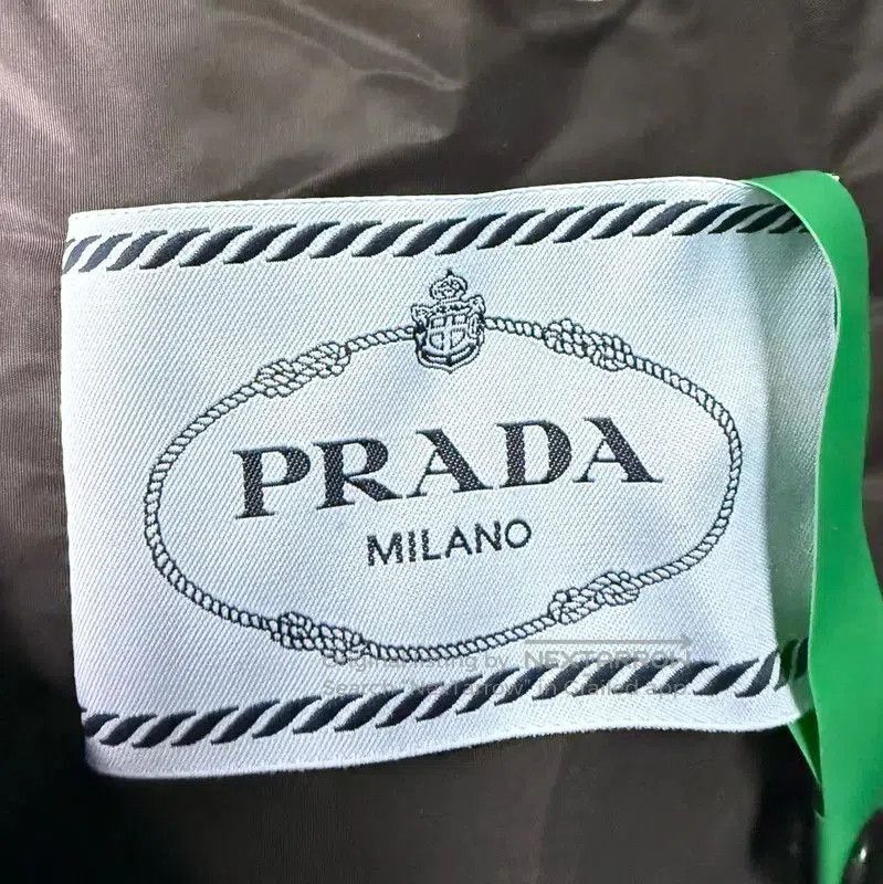 Prada Prada Black Lightweight Women's Jacket. Size S / US 4 / IT 40 - 7 Thumbnail