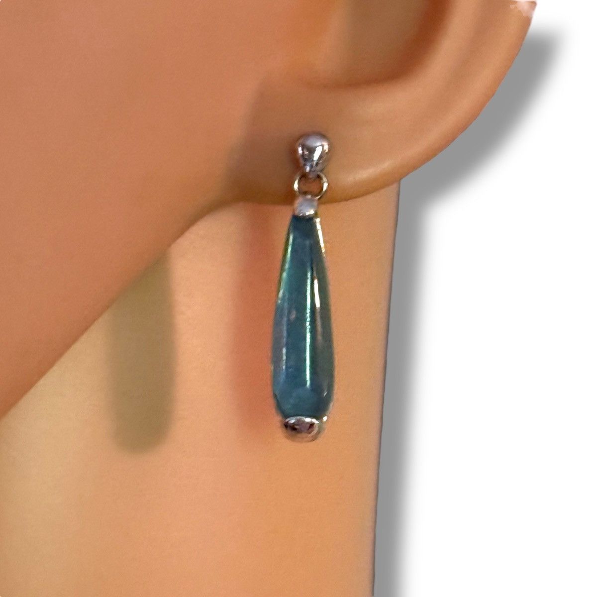 Liz Claiborne Vintage Liz Claiborne mop teardrop dangle earrings Size ONE SIZE - 2 Thumbnail