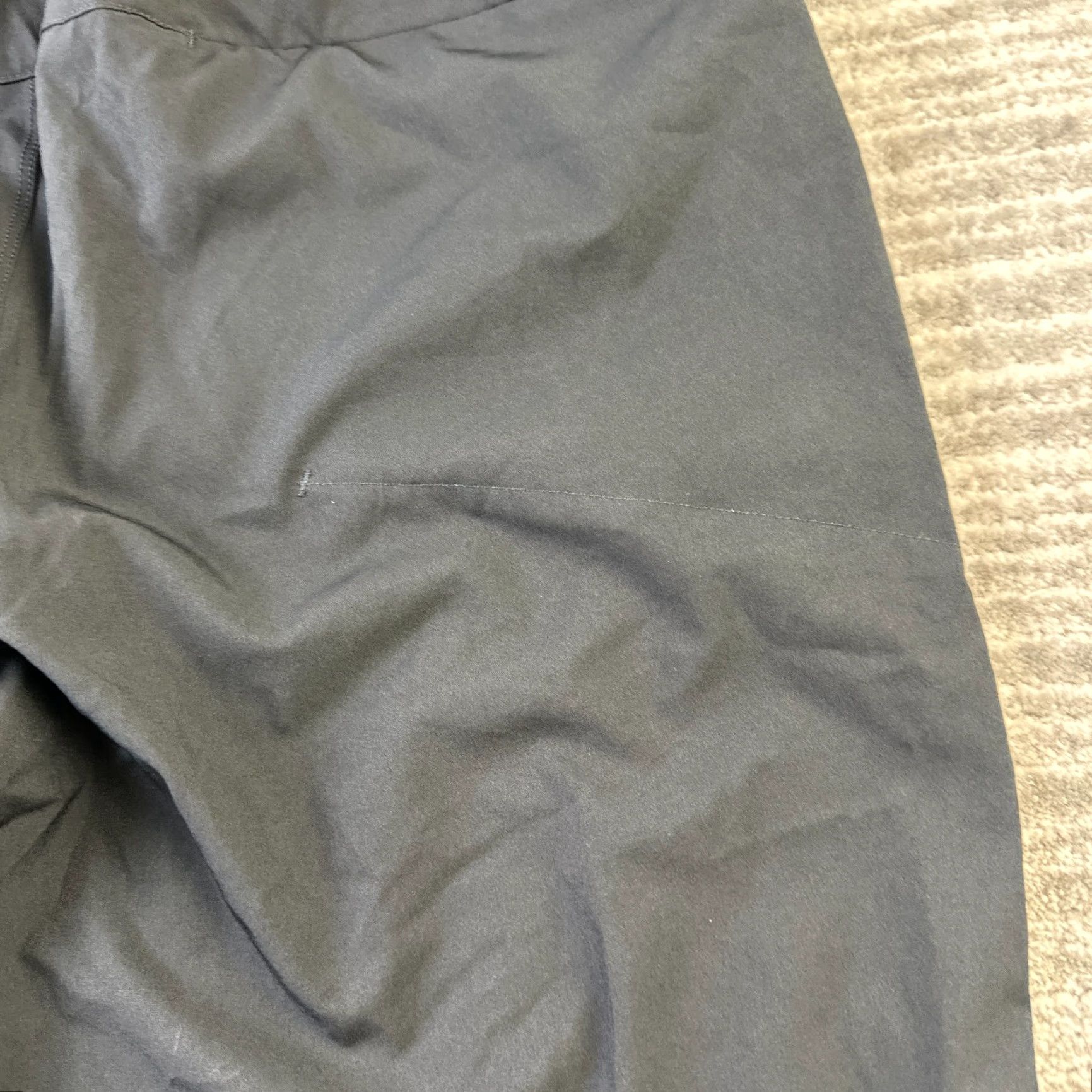 Fabletics Fabletics Pants Mens Medium Black Fundamental Jogger Gym Training Comfort Pockets Adjustable Waist Inseam 28 in Size US 31 - 7 Thumbnail