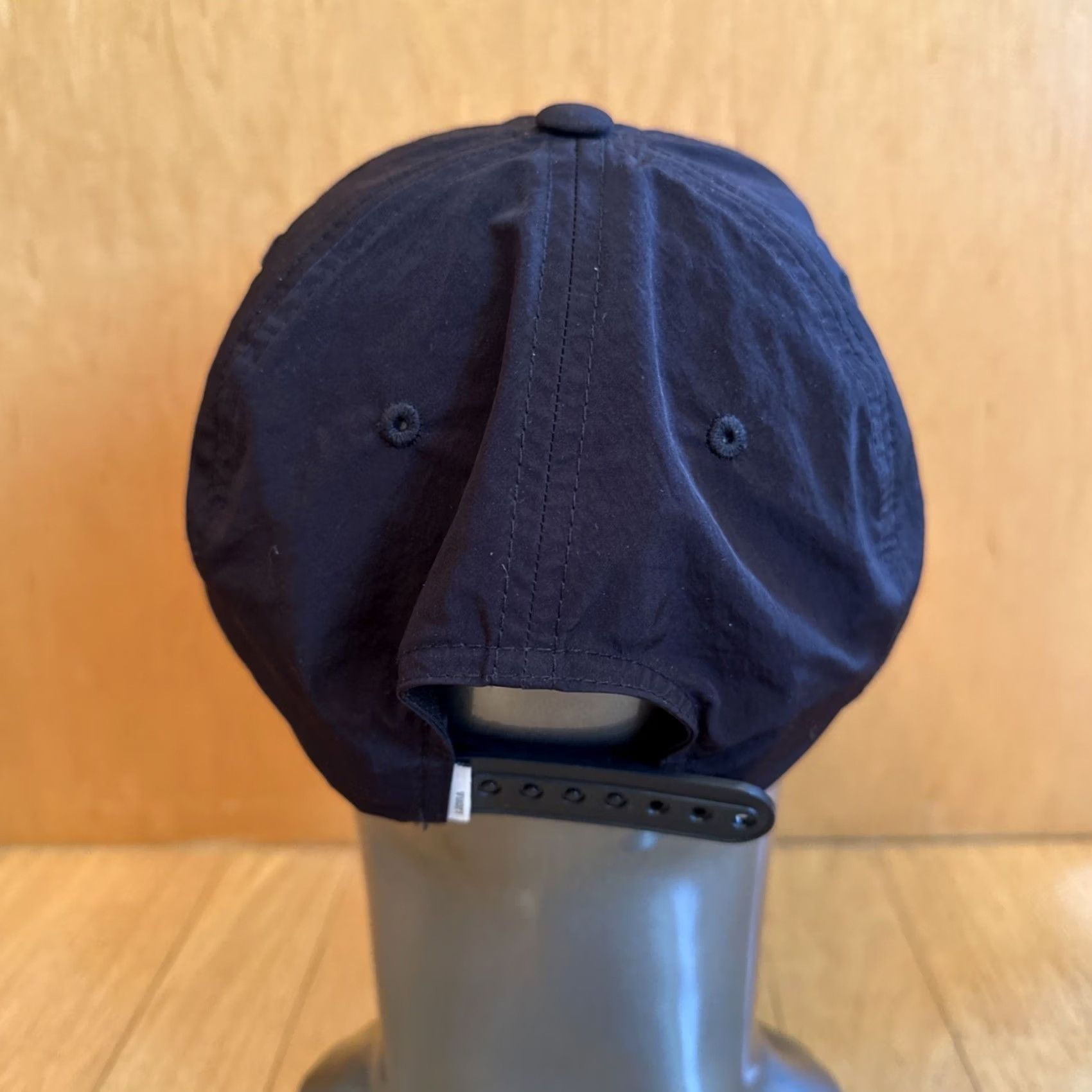Vuori Vuori V1 Patch Hat Black Unisex Snapback Performance Baseball Cap V8048 Size ONE SIZE - 4 Thumbnail