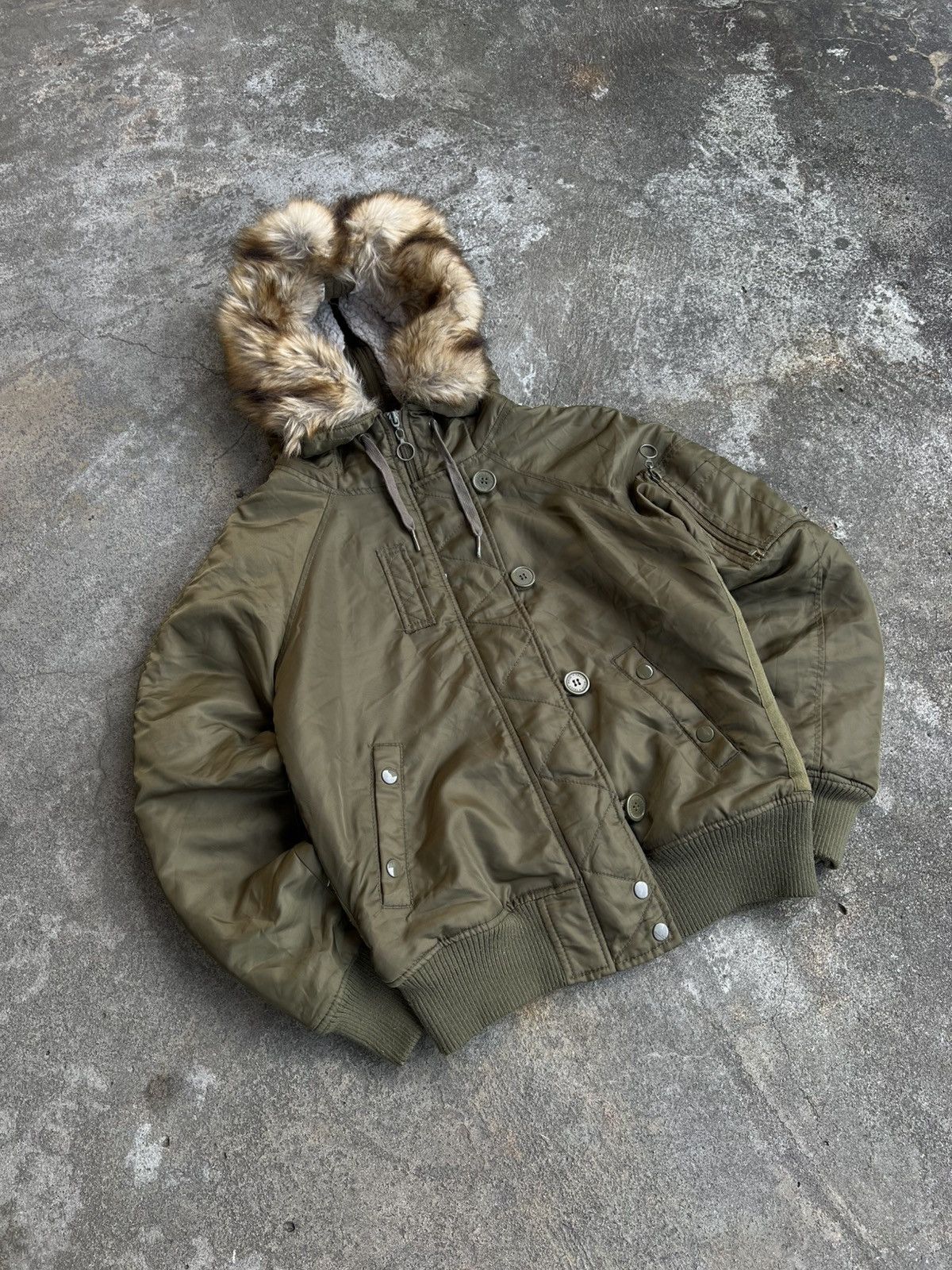 Abercrombie & Fitch Crazy Vintage Abercrombie & Fitch Faux Fur If Six Was Nine Size S / US 4 / IT 40 - 2 Thumbnail