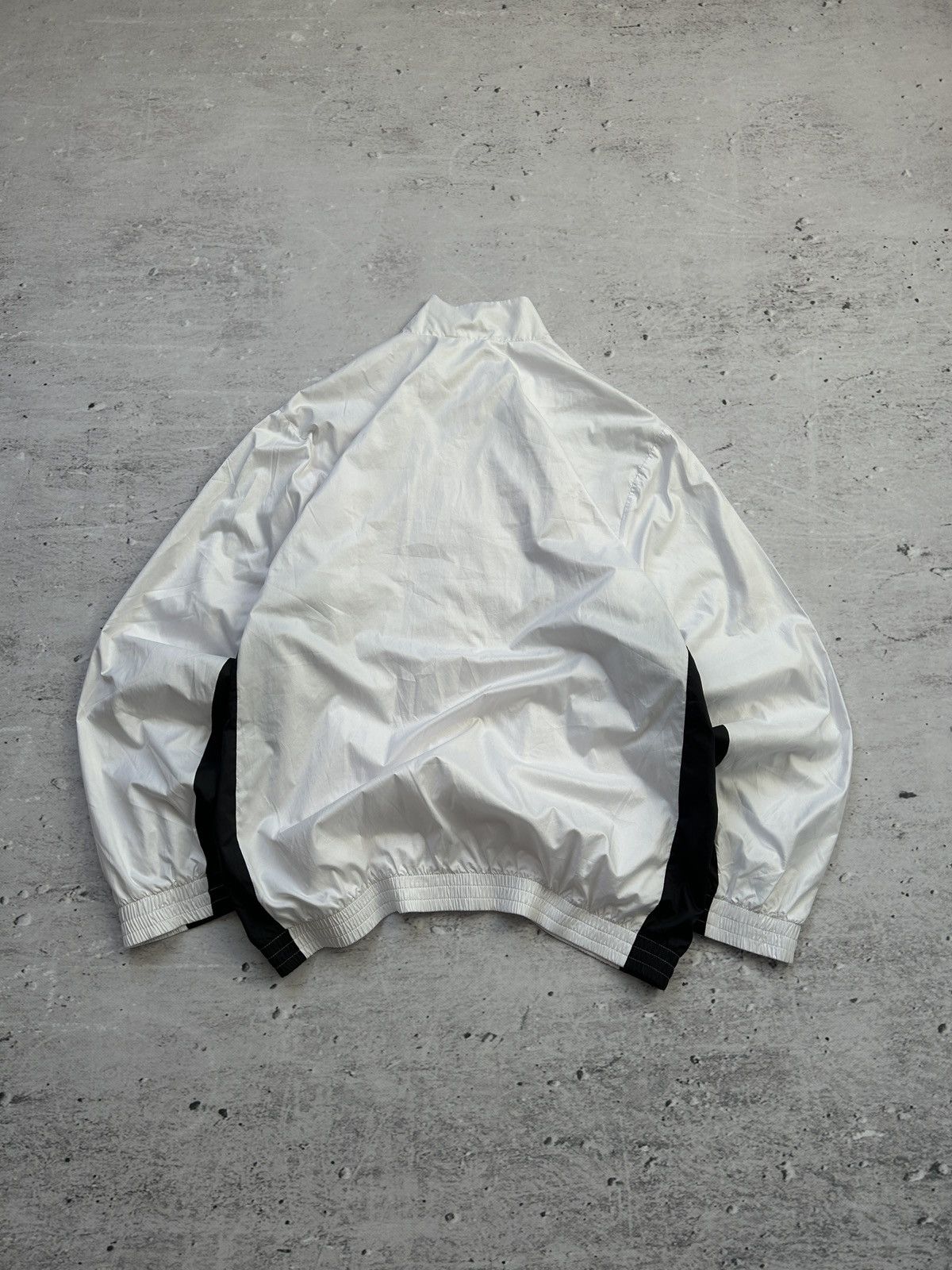 Adidas 💥Vintage Adidas Track Jacket Drill Nylon Oversized Y2k Swag💥 Size US L / EU 52-54 / 3 - 10 Thumbnail
