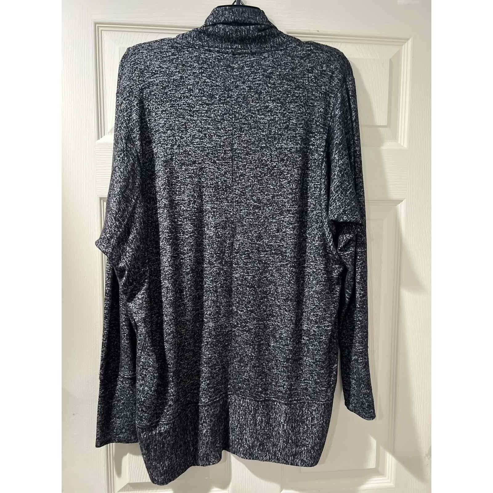 Athleta Athleta Luxe Pose Wrap Charcoal Gray Open Size S A001796 Size S / US 4 / IT 40 - 4 Thumbnail