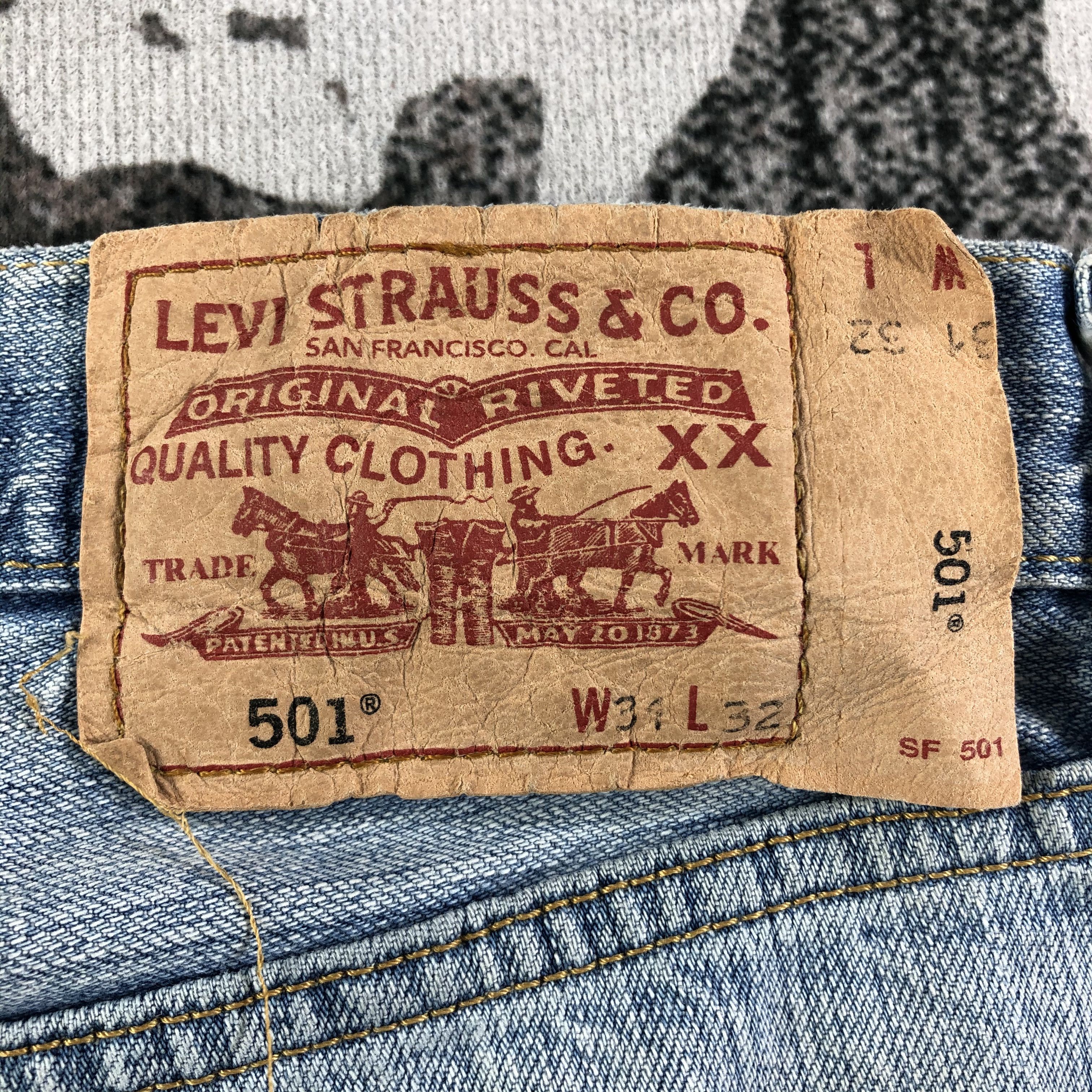 Levi's Vintage Levis 501 Jeans Medium Wash Denim KJ1894 Size US 31 - 5 Thumbnail