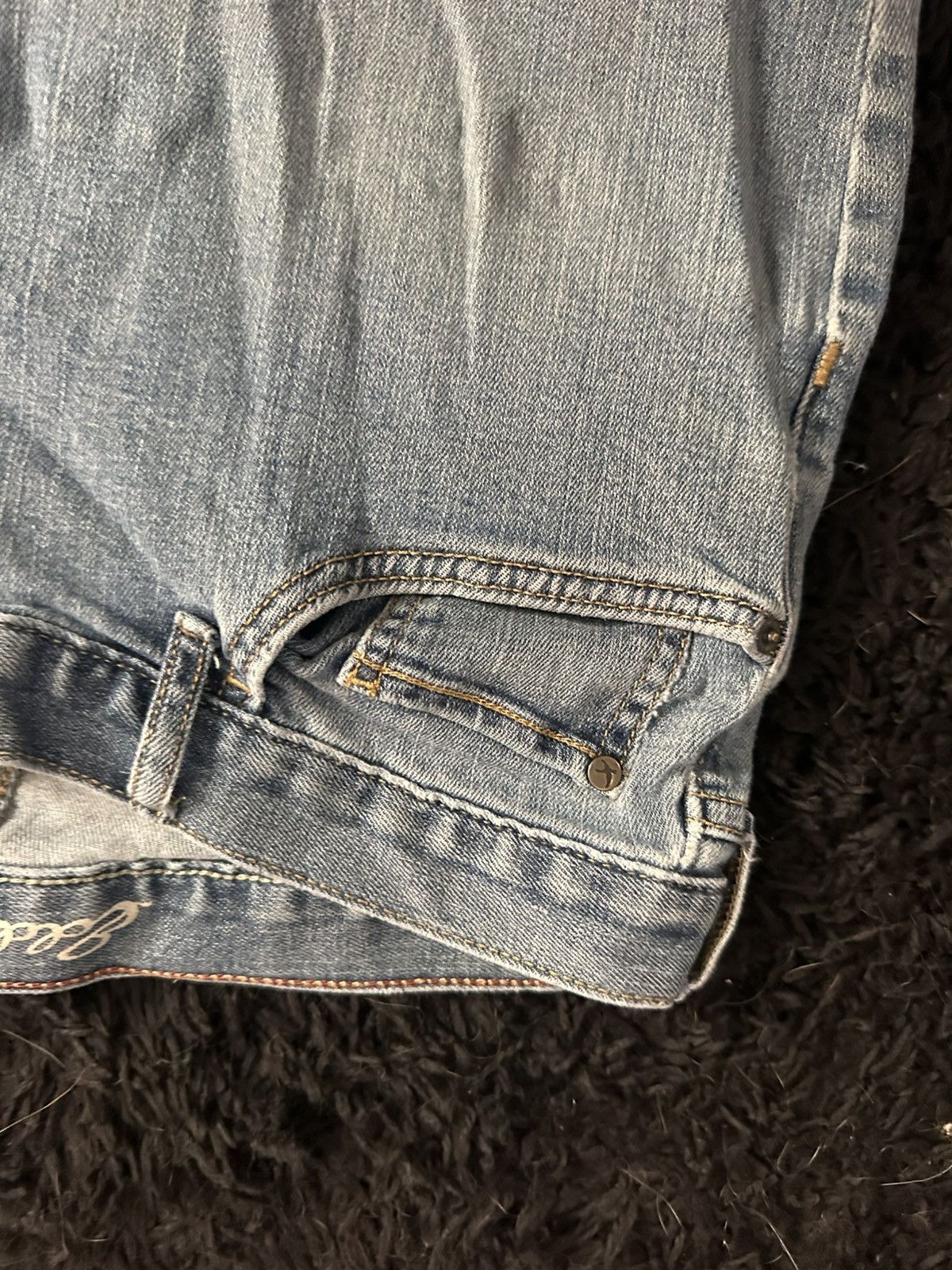 Eddie Bauer Boyfriend fit Eddie Bauer light wash denim Size 32" / US 10 / IT 46 - 3 Thumbnail