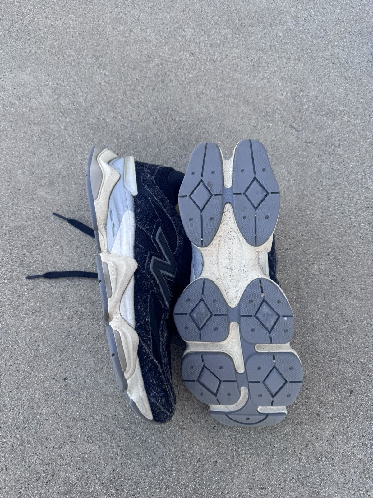 New Balance New balance 9060 Size US 9.5 / EU 42-43 - 5 Thumbnail