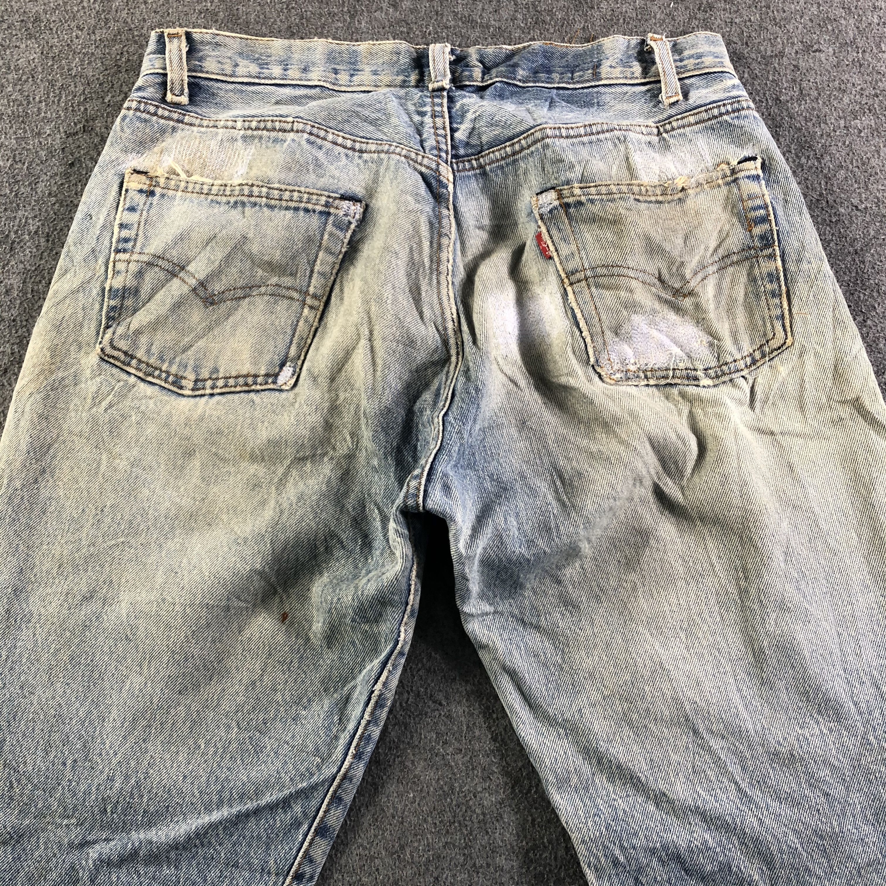 Levi's 90s Vintage Light Wash Levis 501 Jeans-J3905 Size US 32 / EU 48 - 4 Thumbnail