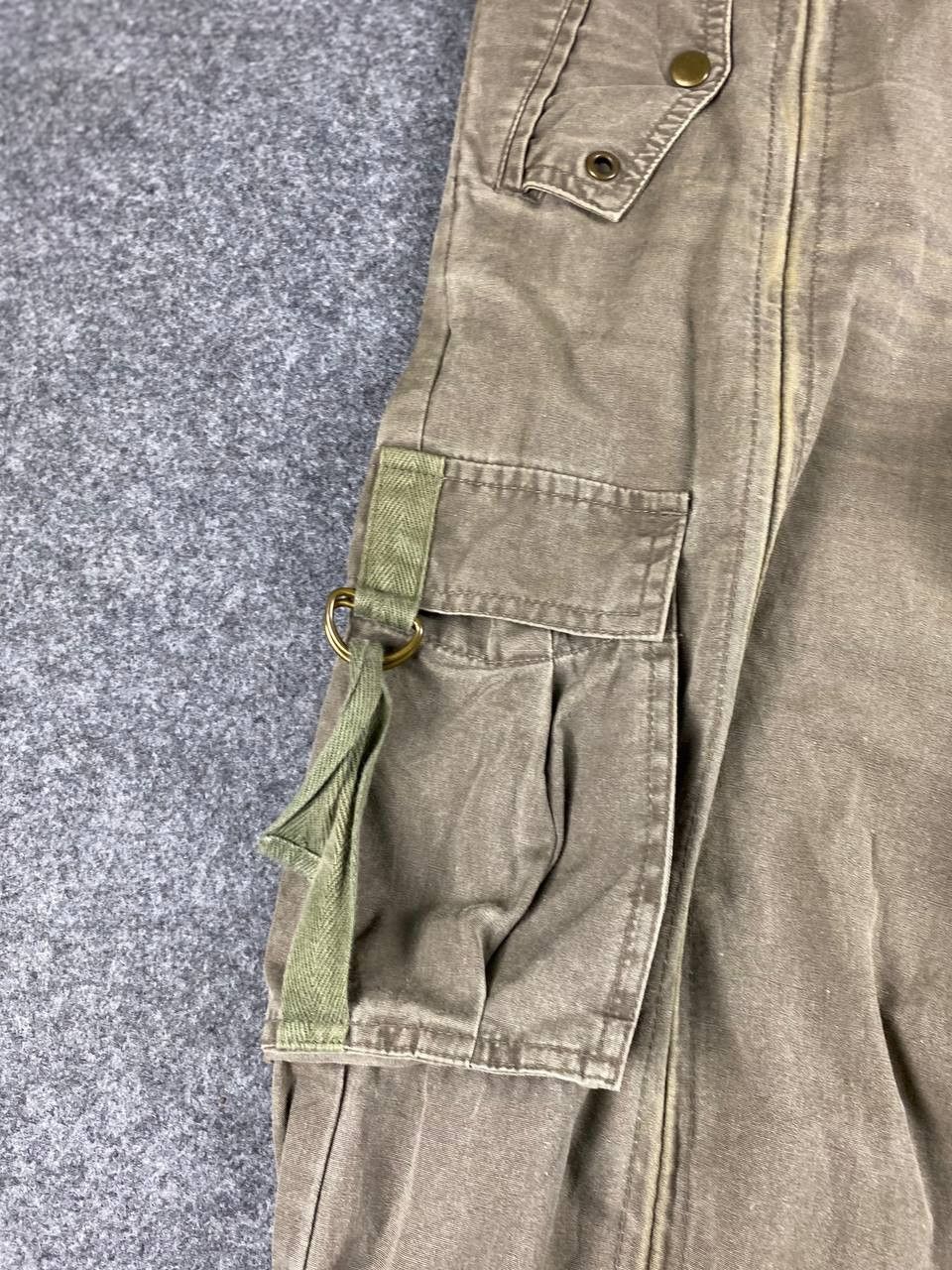 Japanese Brand japanese brand streetwear cargo pants nice design Size US 29 - 11 Thumbnail