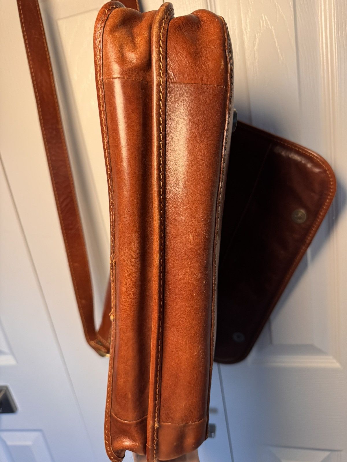 Other Italian leather briefcase - Cognac Color - Great Condition Size ONE SIZE - 8 Thumbnail