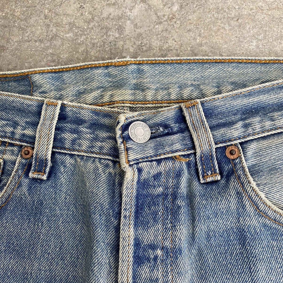 Levi's Size 31x30.5 VTG 90’s Levis 501xx Light Blue Jeans Size US 31 - 10 Thumbnail