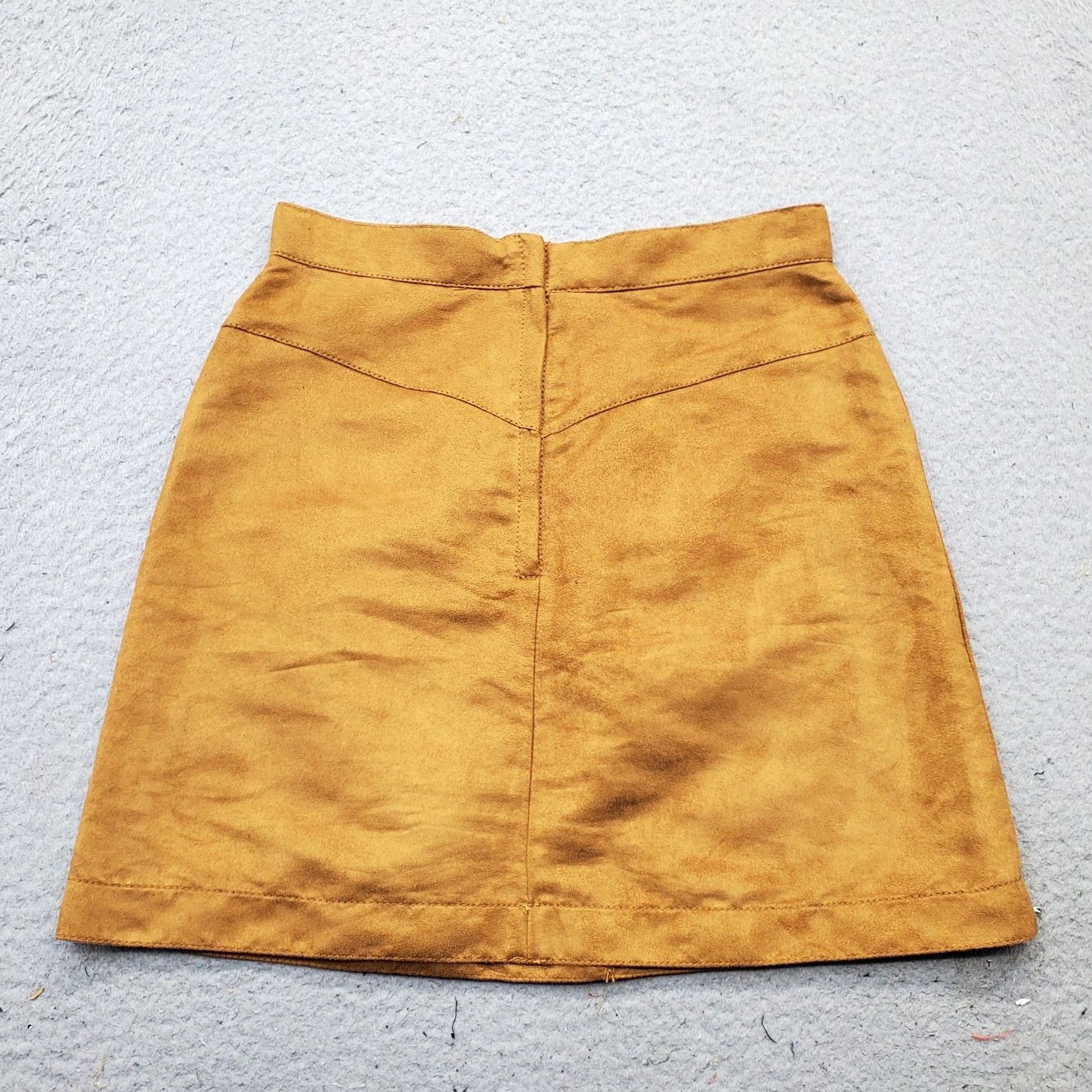 H&M H&M Womens Size 6 Brown Faux Suede A-Line Mini Skirt Snap Front Lace? Size 28" / US 6 / IT 42 - 2 Thumbnail